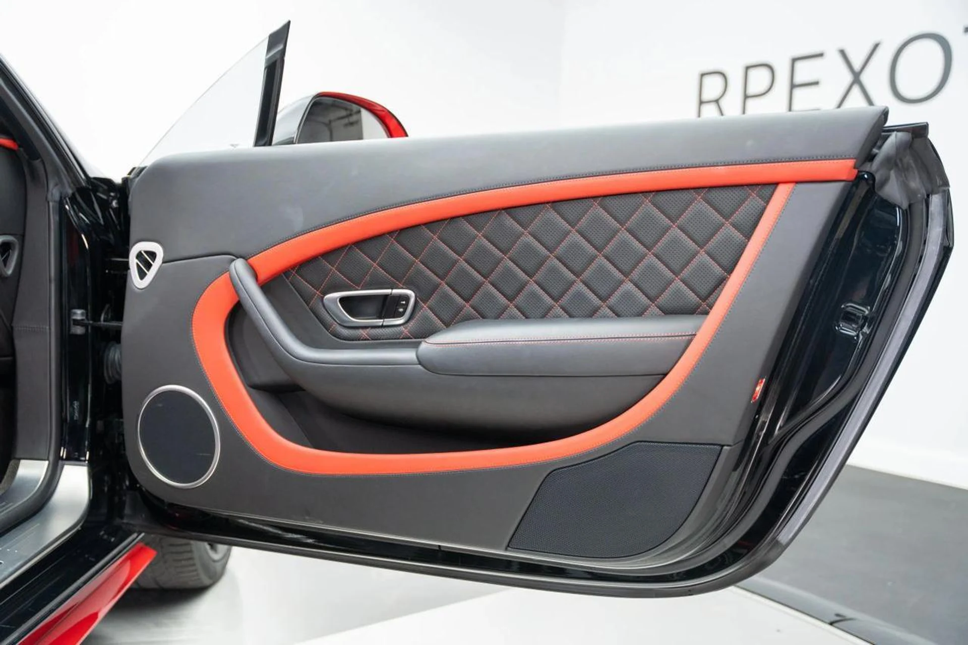 mph022_2393890169_8c7b4235ae4f19dd29bb62cc049d0a75_3e13c745a9