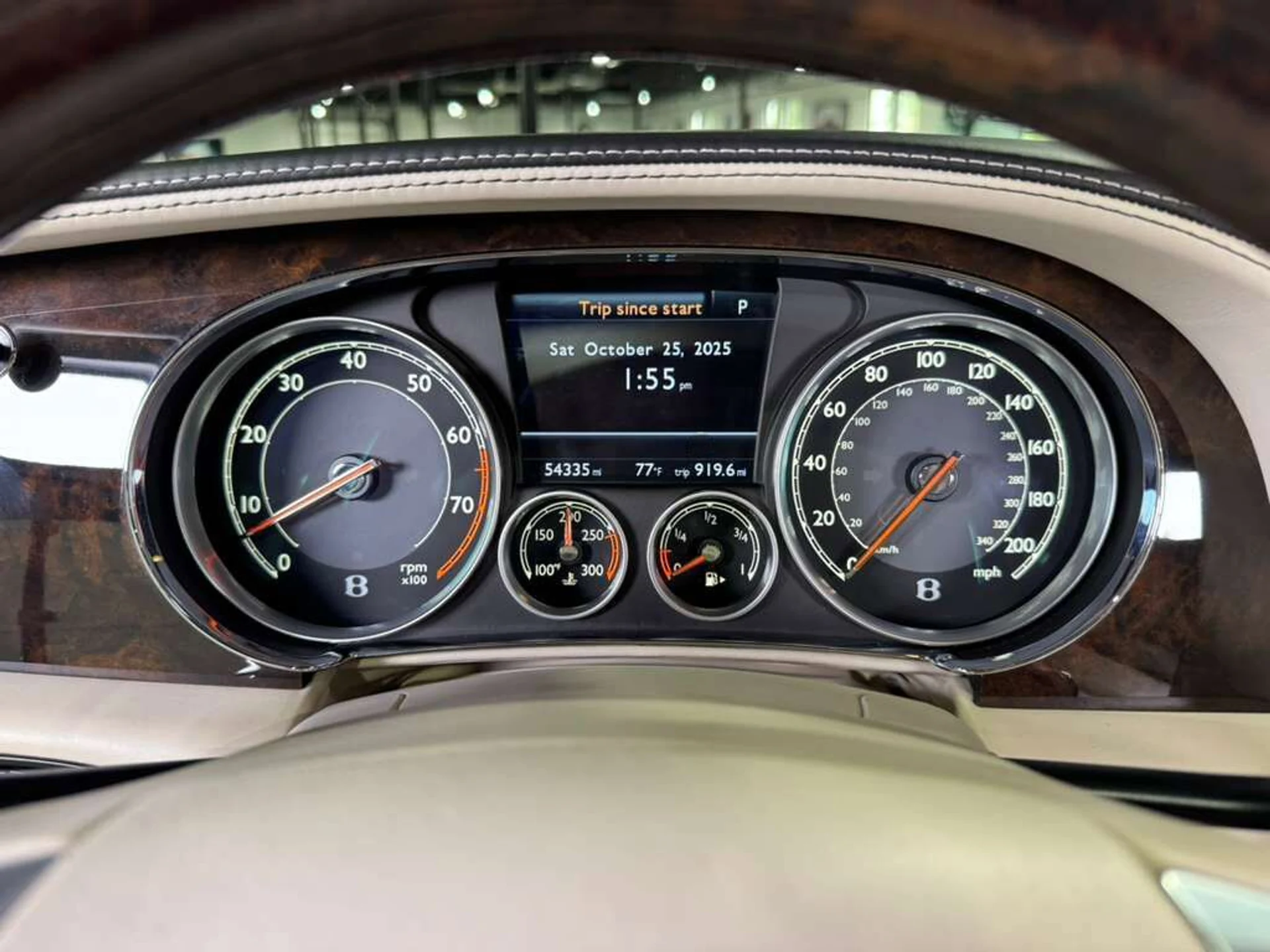 mph022_2393990750_ae049d55649d70fe7120b5849a86f7de_f4ddb0b8fa