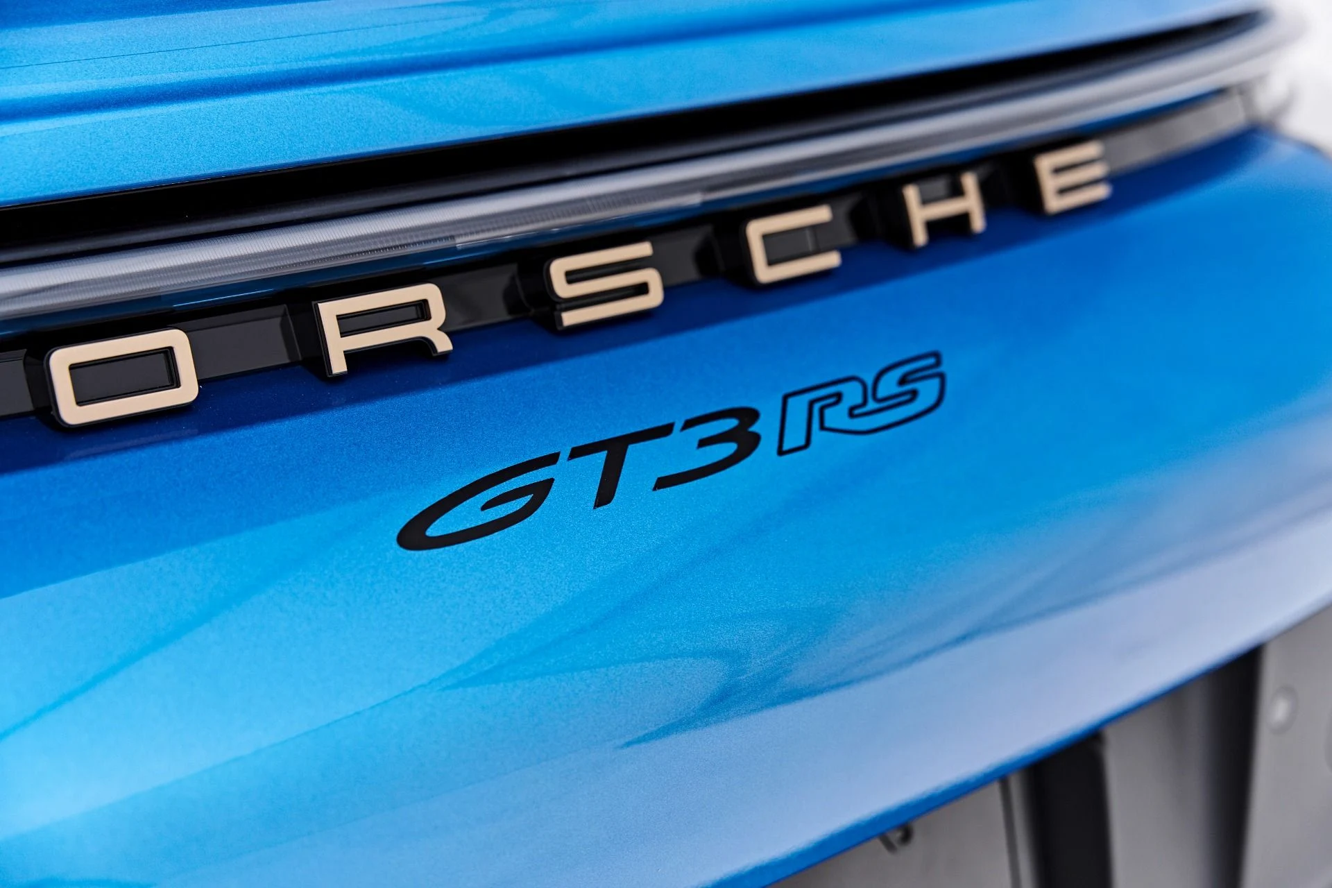 mph022_2399182048_Used_2024_Porsche_911_GT_3_RS_1789729415_d175daa173