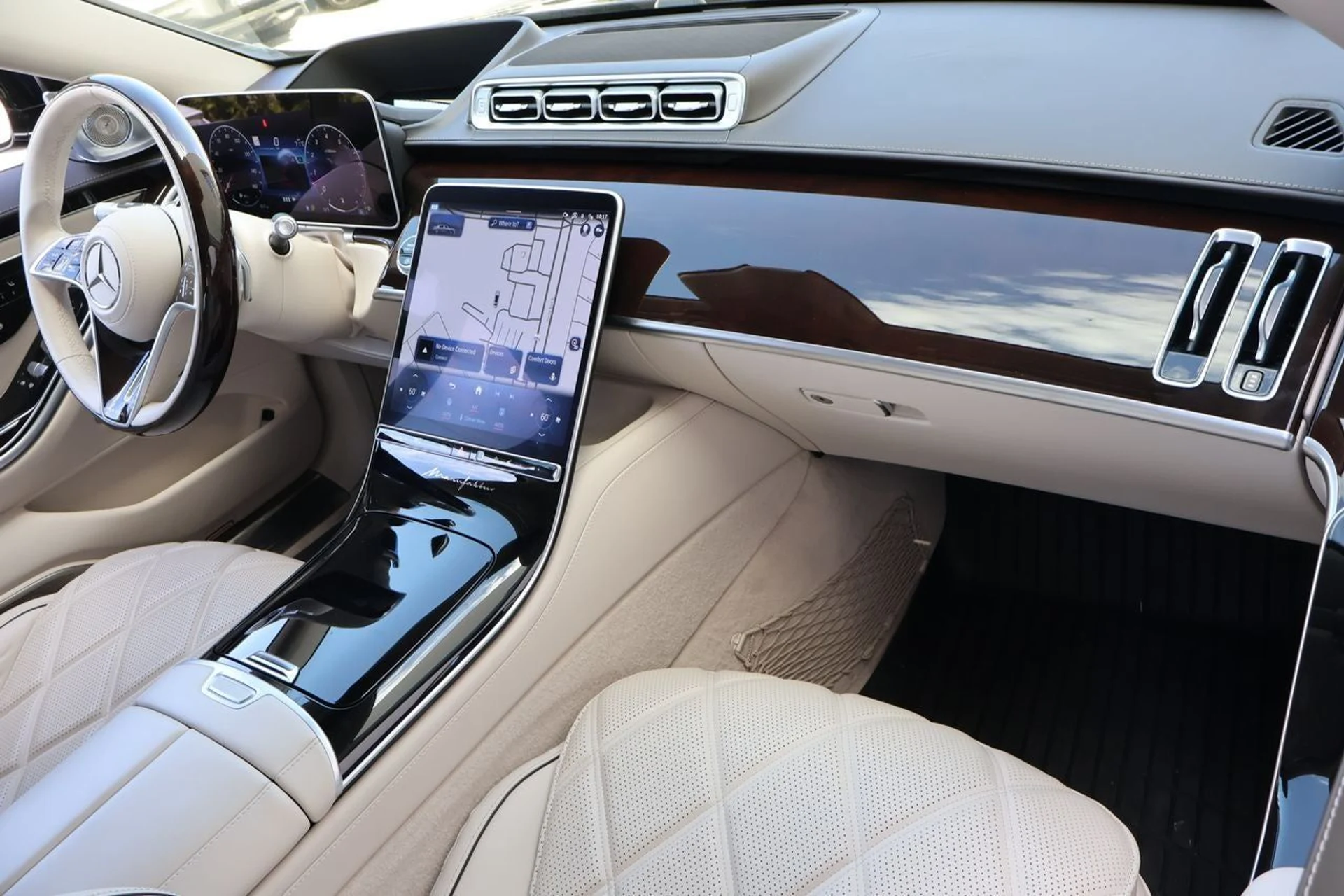 mph022_2404794833_23_1d8a46e592