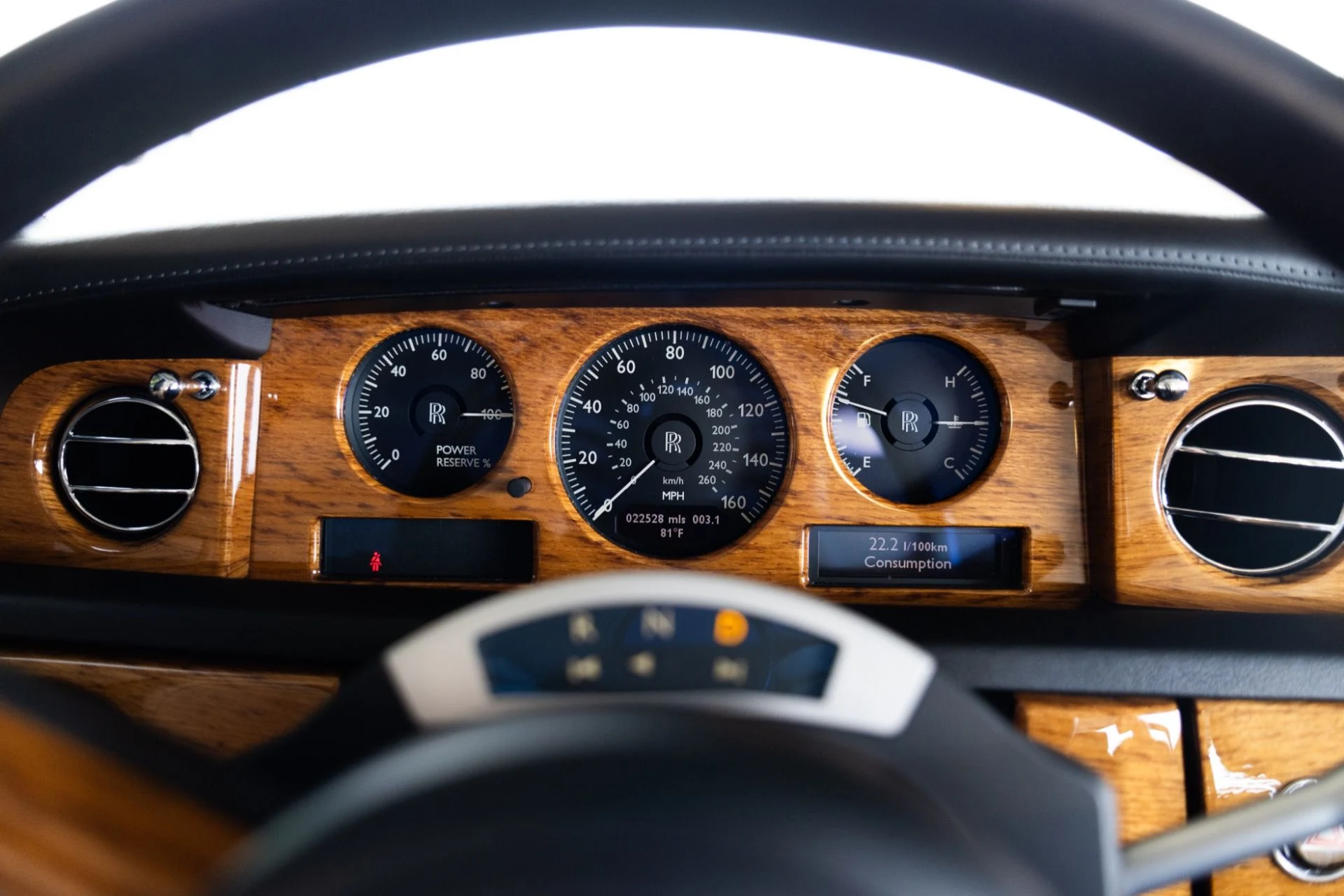 mph022_2414461719_Used_2009_Rolls_Royce_Phantom_Drophead_Coupe_1775064157_502d726fda