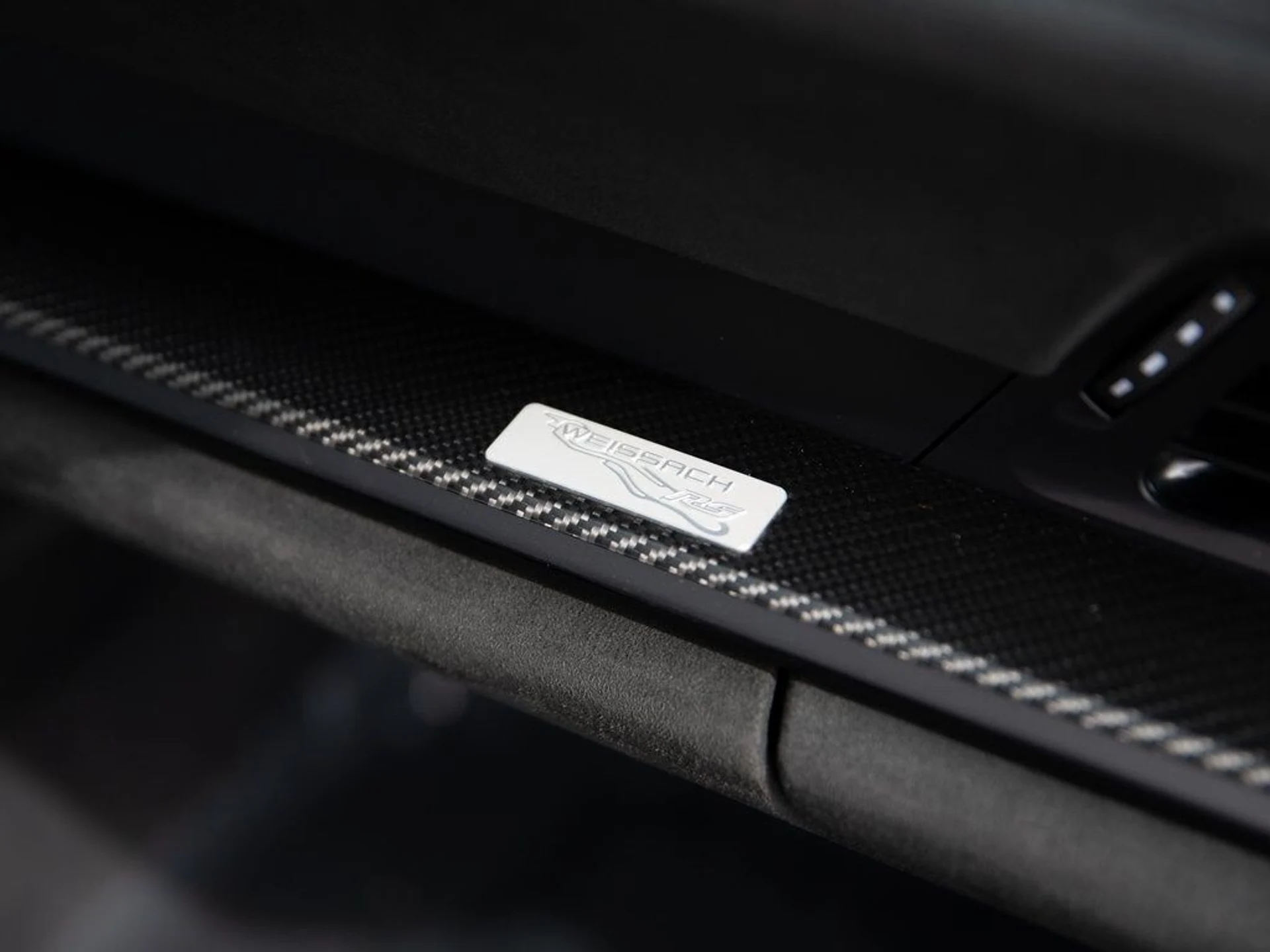 mph022_2415522007_9950fb07d8fedb11ab2a743dc86848dex_80346755b7