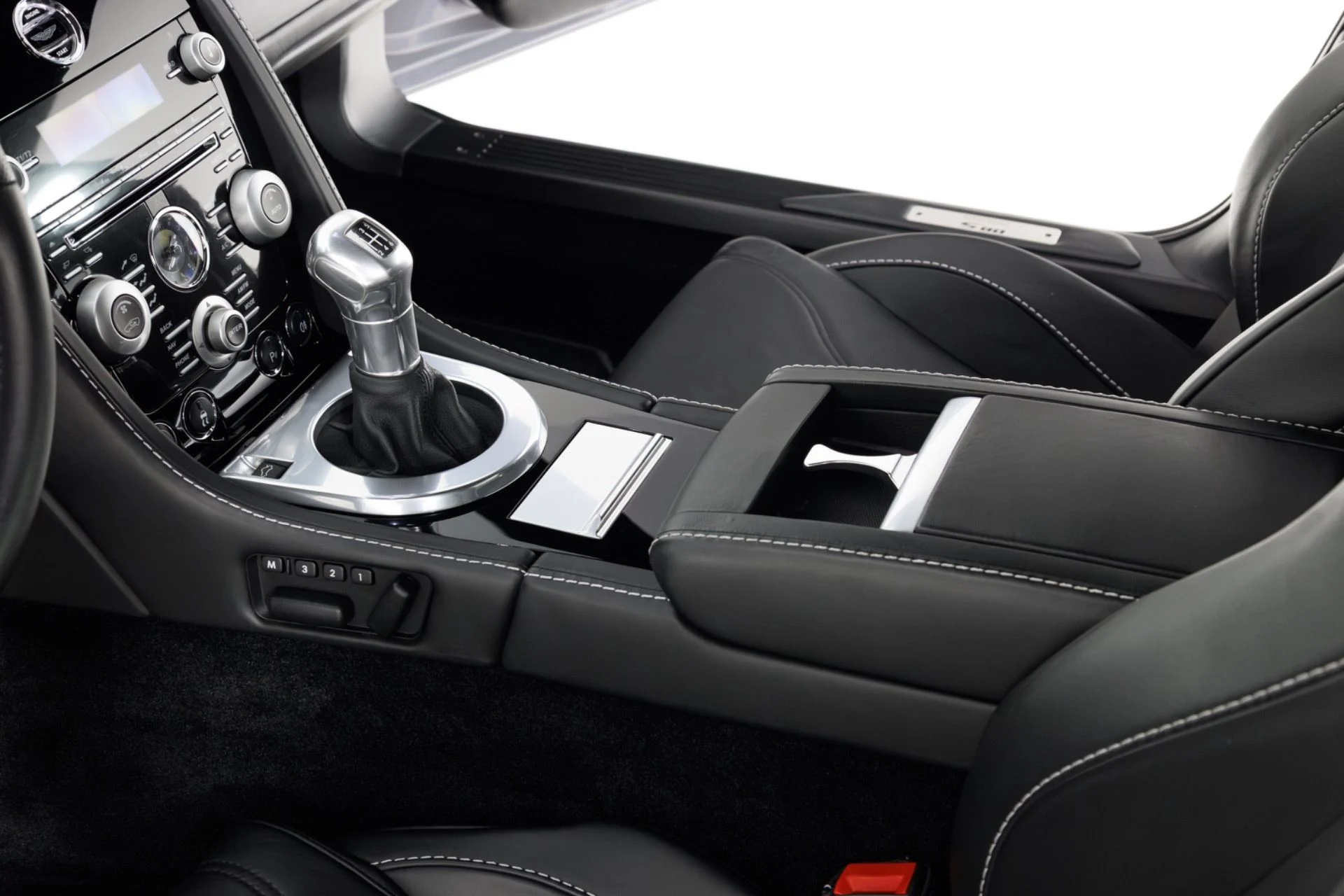 mph022_2420353106_Used_2010_Aston_Martin_DBS_1792190098_1efdca05ff