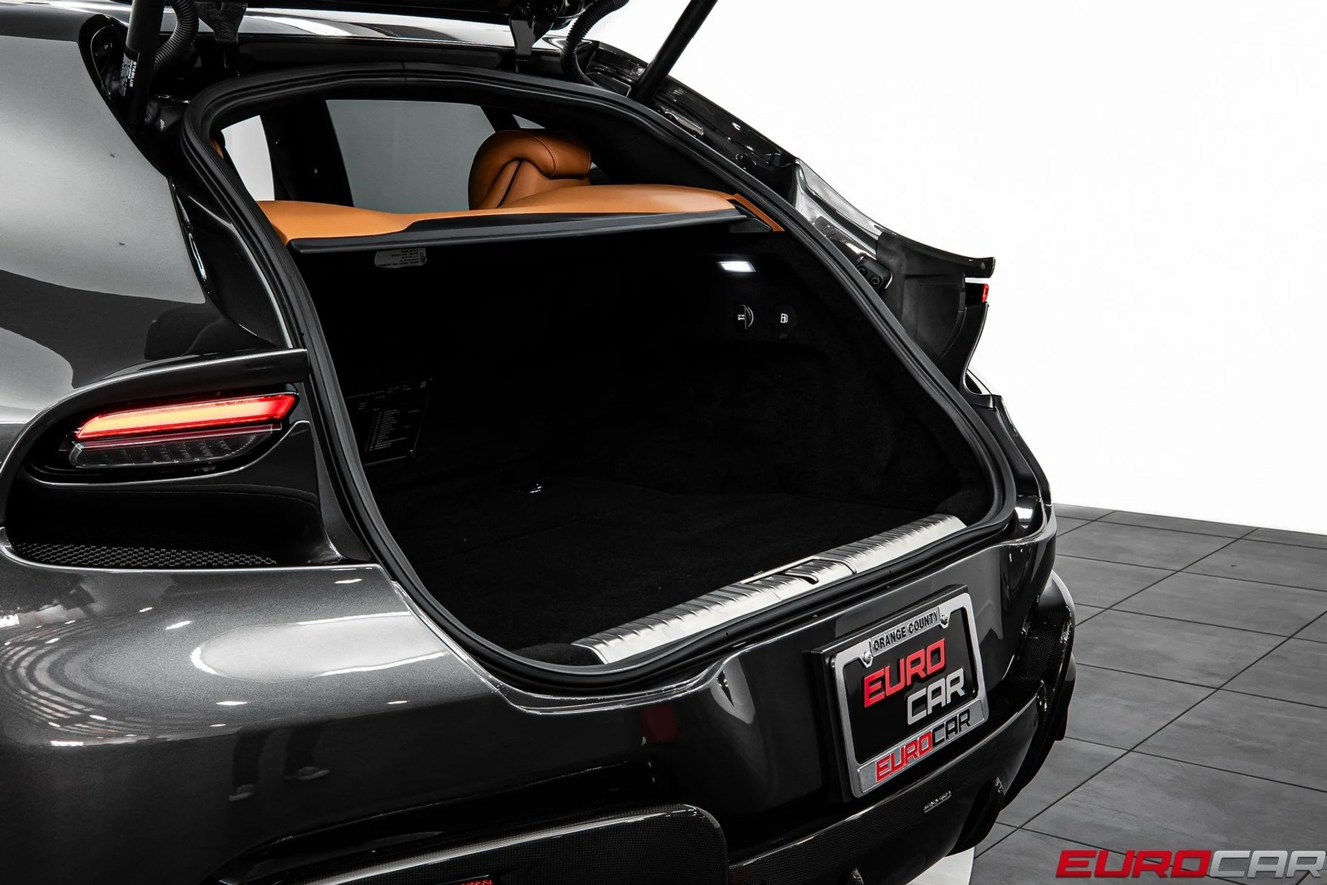 mph022_2420956500_image_23_a6b21d197b