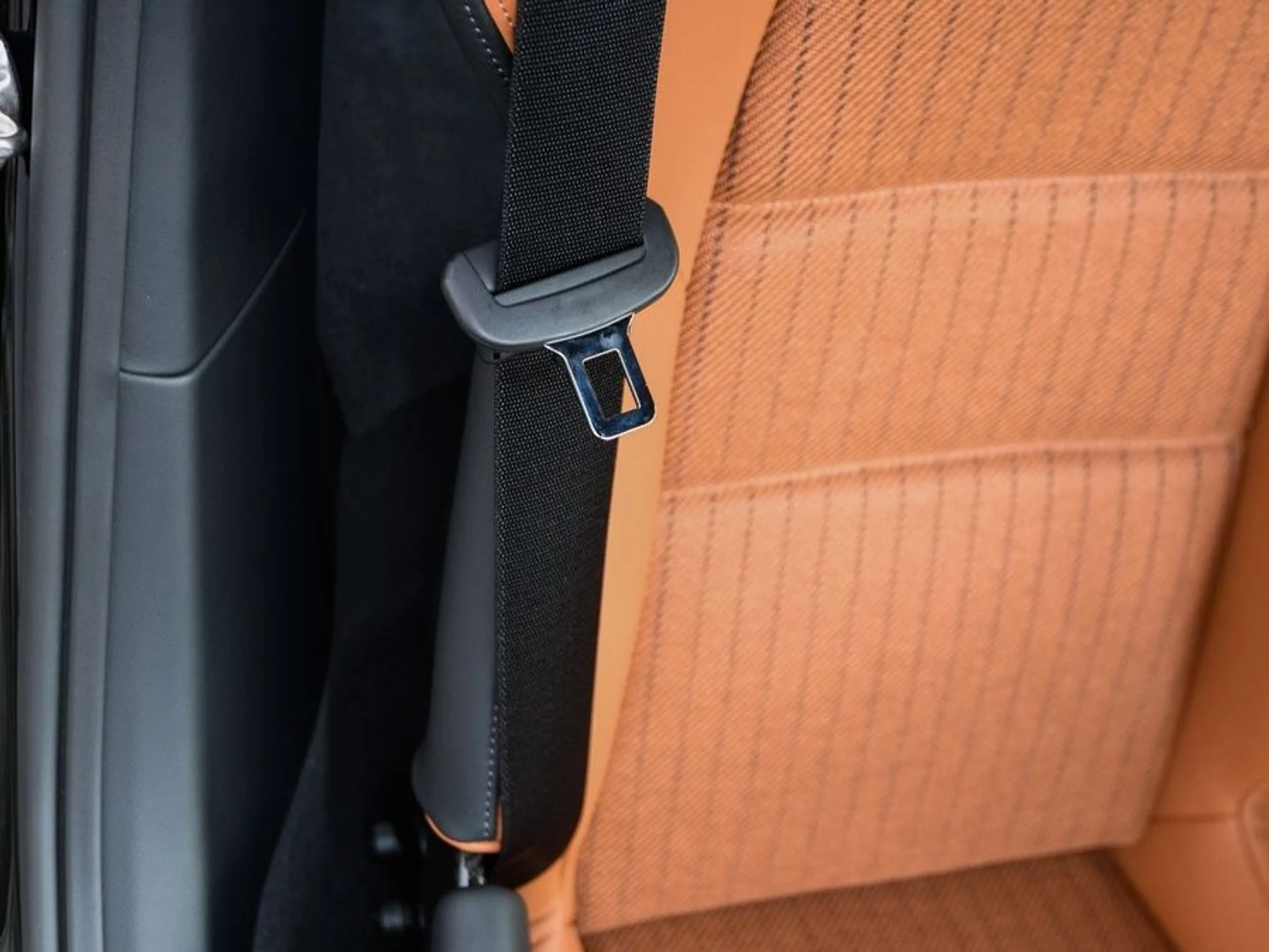 mph022_2421830857_3214a50c_8d9e_44ac_bbc3_7381bf9dcf3c_ce1e1d329f