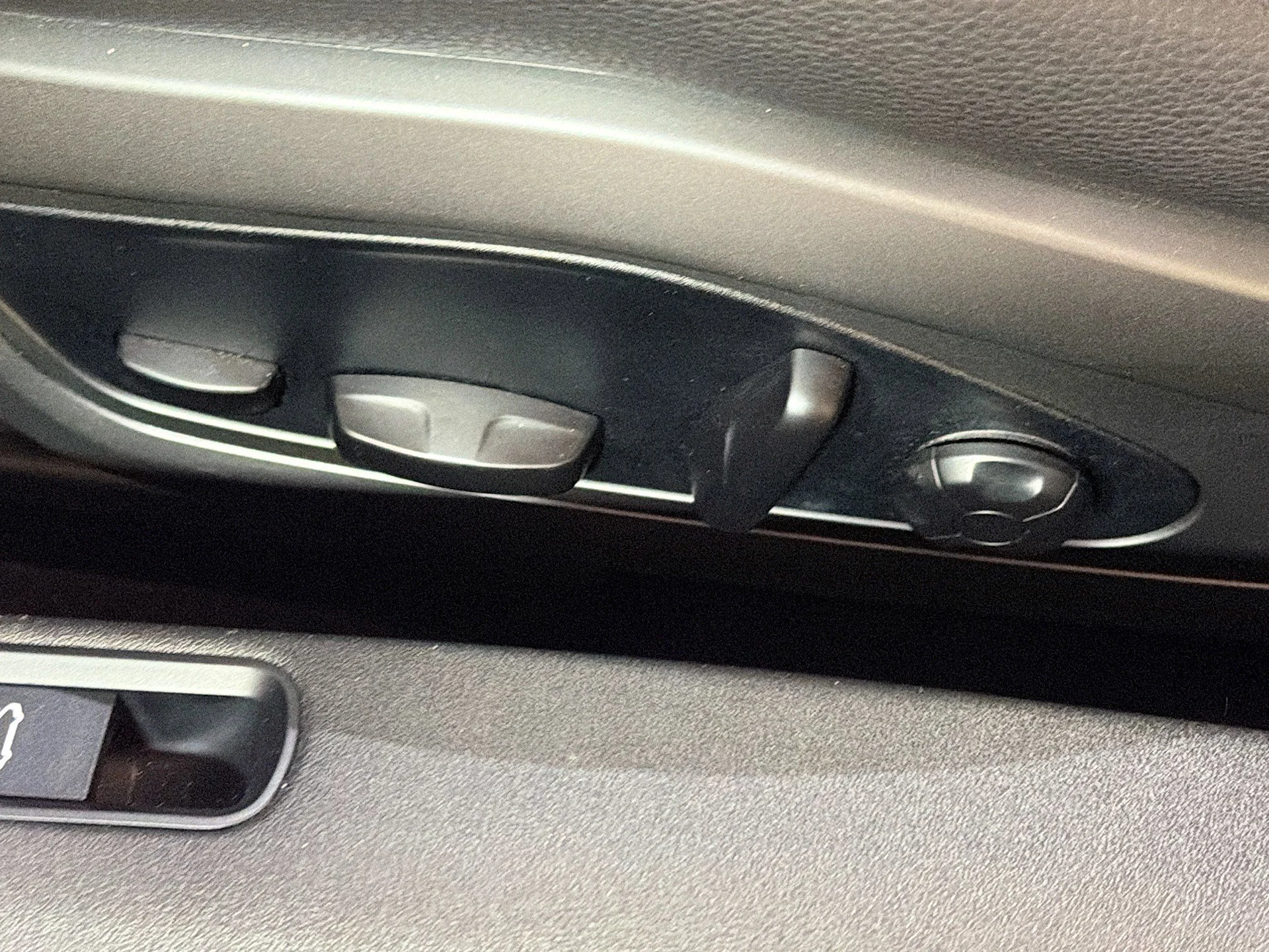 mph022_242342002_b7ff6da54fed363fcb643286641c5cfe_cafb046189