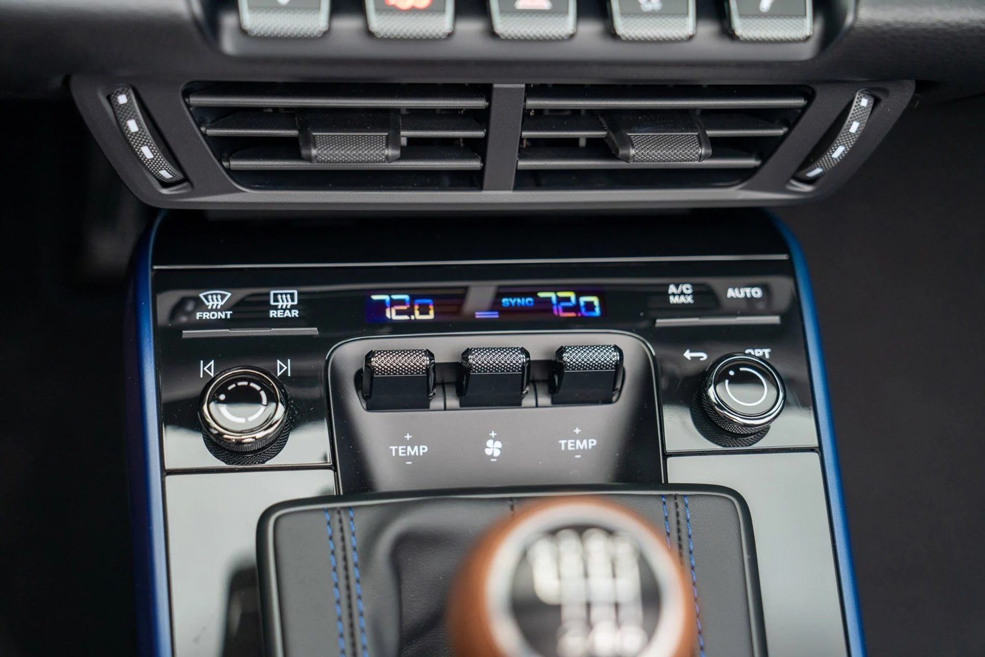 mph022_2425376396_09b6f9d85ecff701cdf20b83b1655907x_5a2b8ceef6