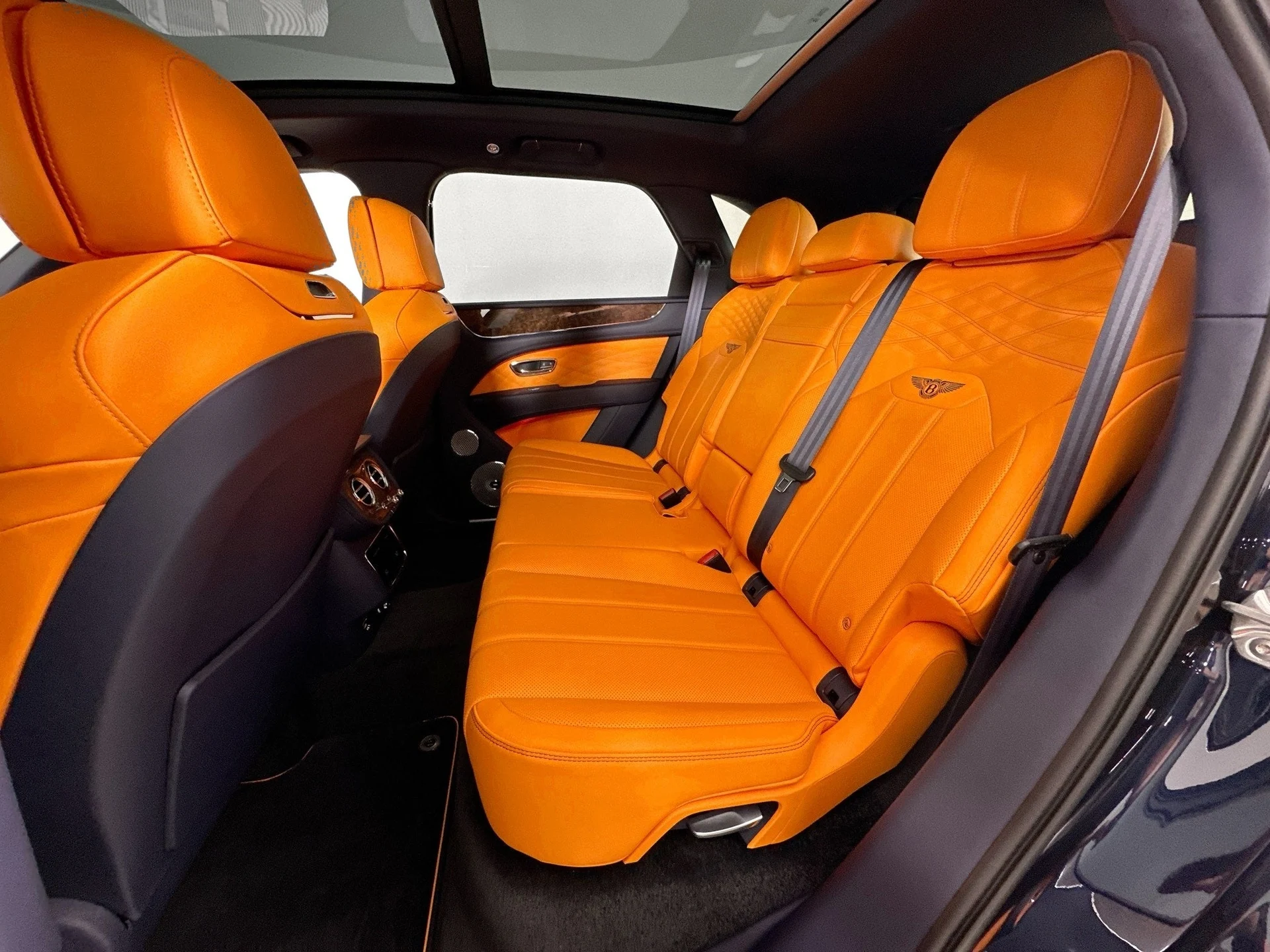 mph022_2428569143_23_1298222b18