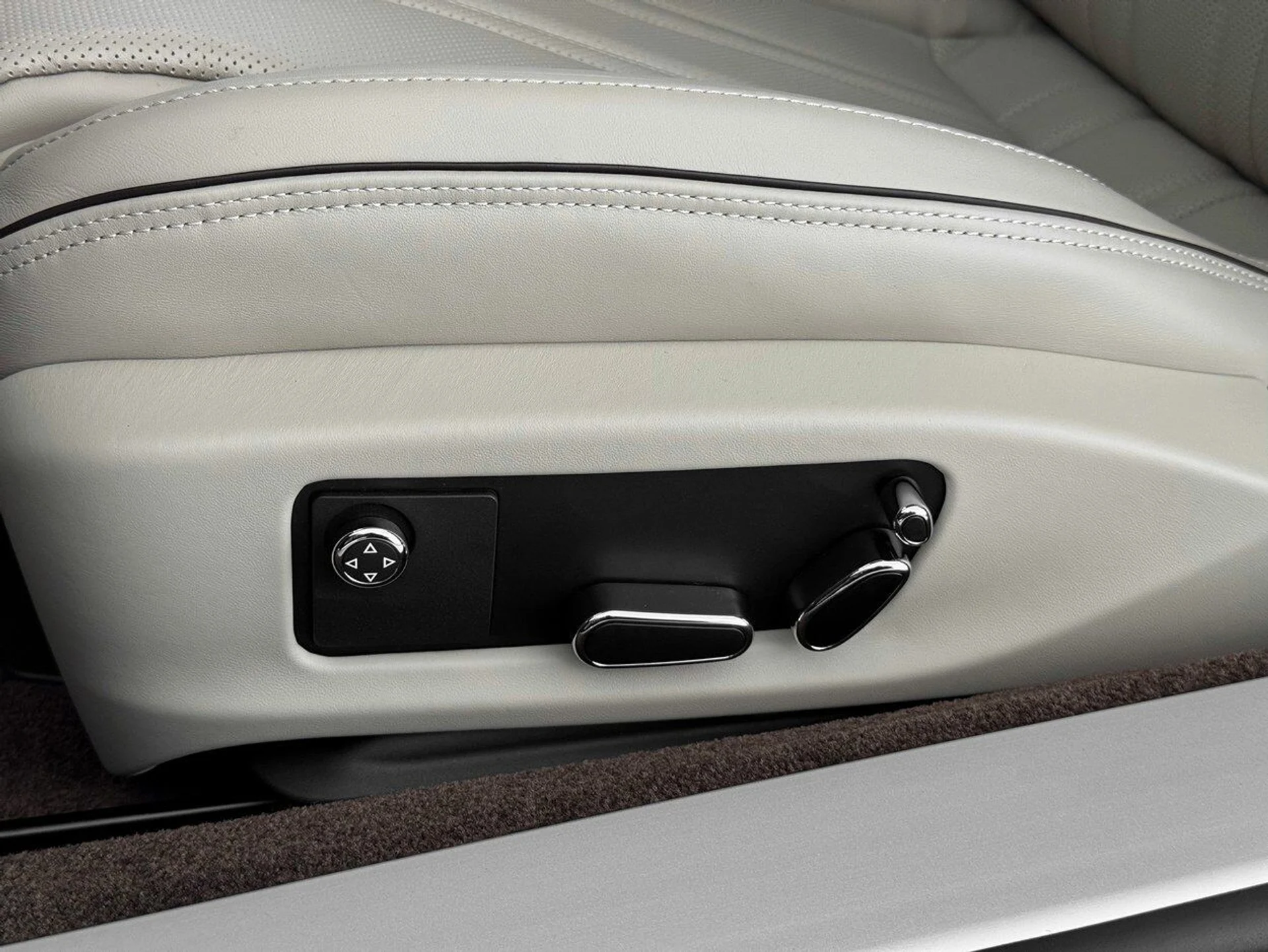 mph022_2433719267_a4ce23be487f84f44de44ec5ef446054_b6f97034a4