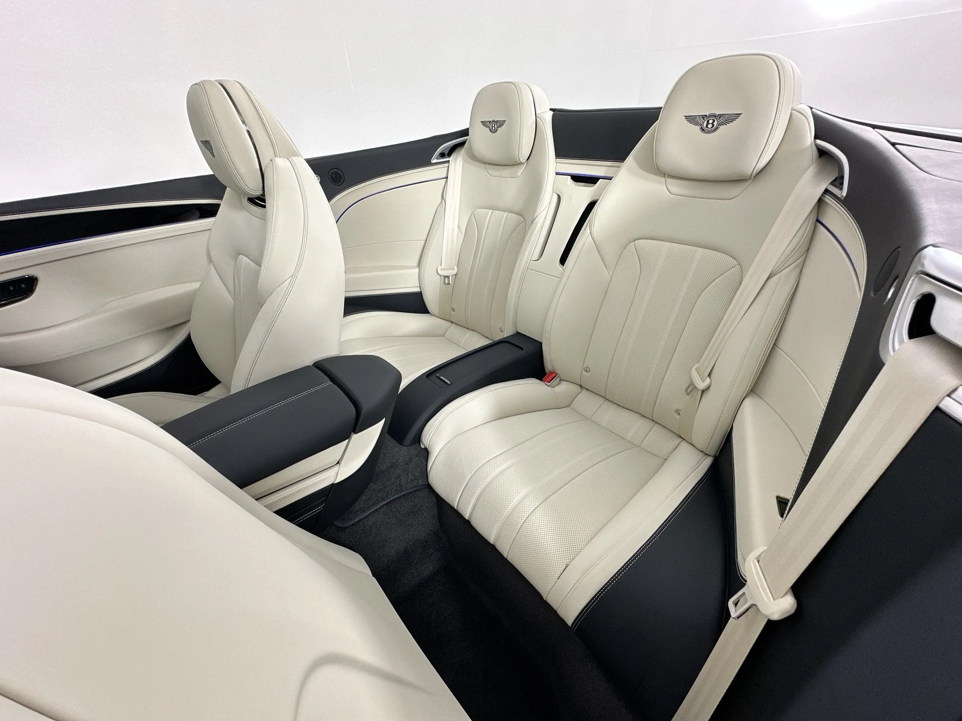 mph022_2436484501_23_c71d239ad6