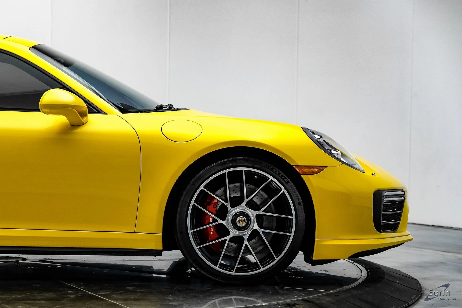 mph022_2438006687_d58f2399691577d981291080cc6c39e0x_a526f12c4d