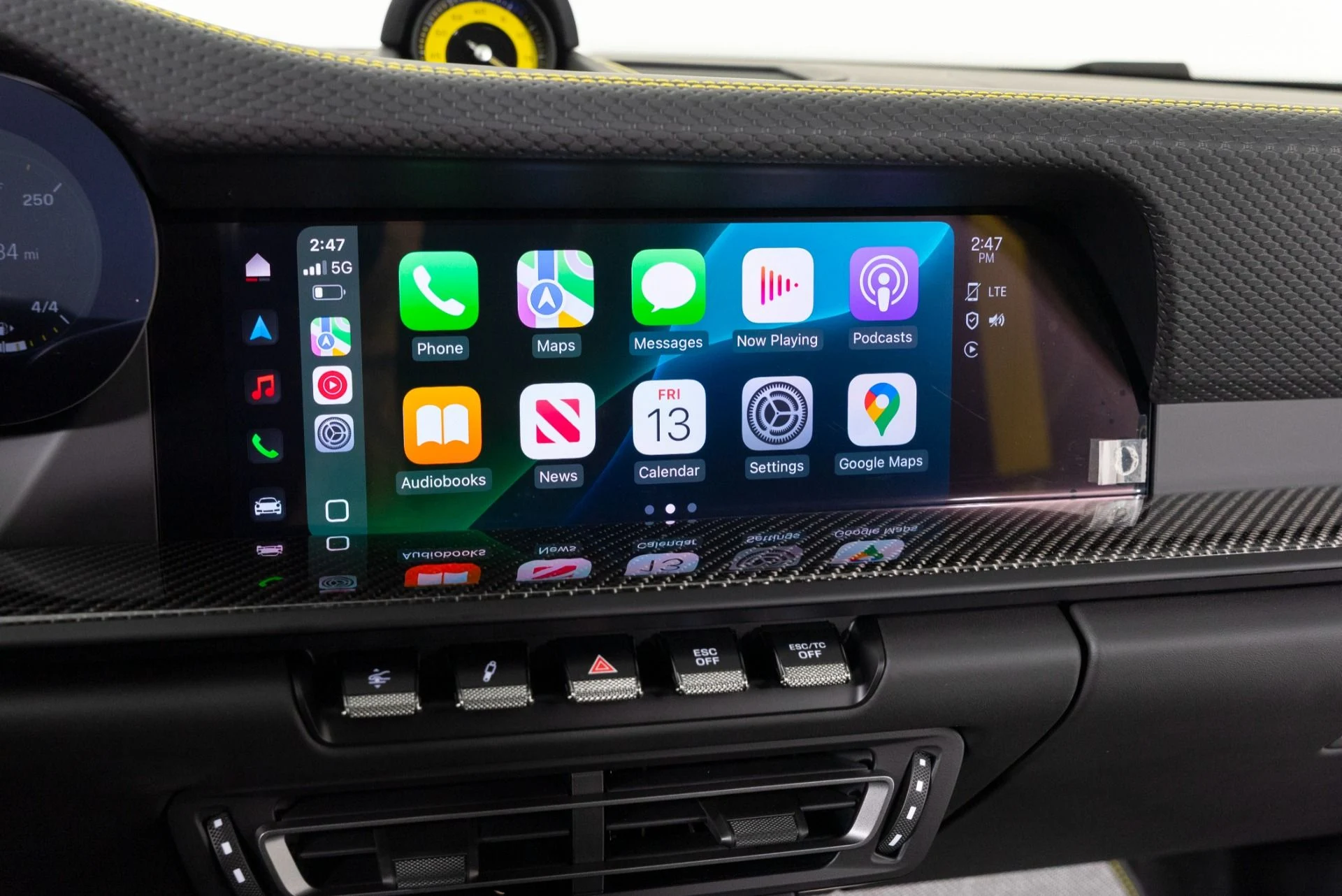 mph022_2438402461_Used_2024_Porsche_911_GT_3_Touring_1750205317_d31966e101