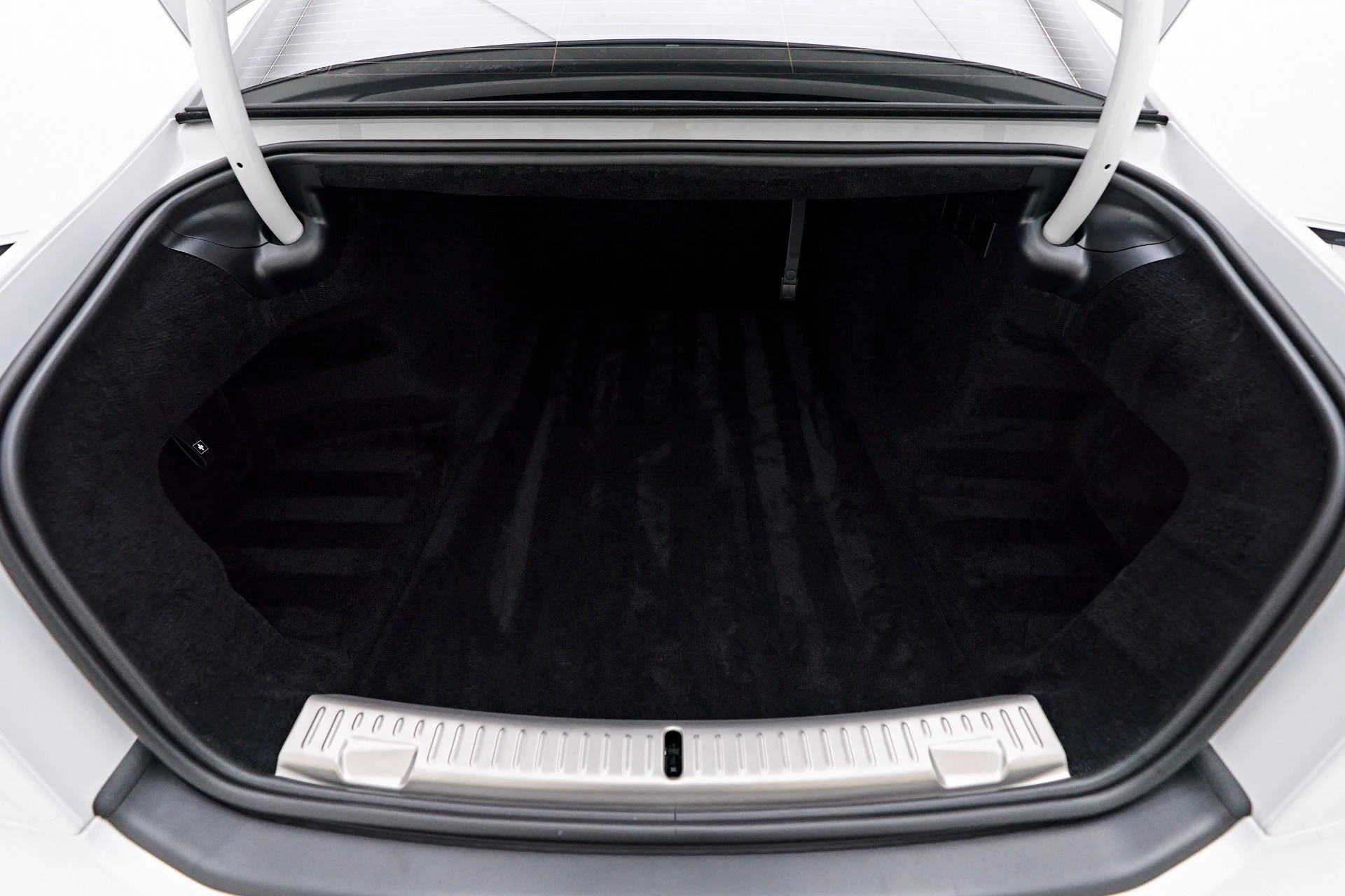 mph022_2439369247_Used_2024_Rolls_Royce_Ghost_Base_1757190822_a39f36df97