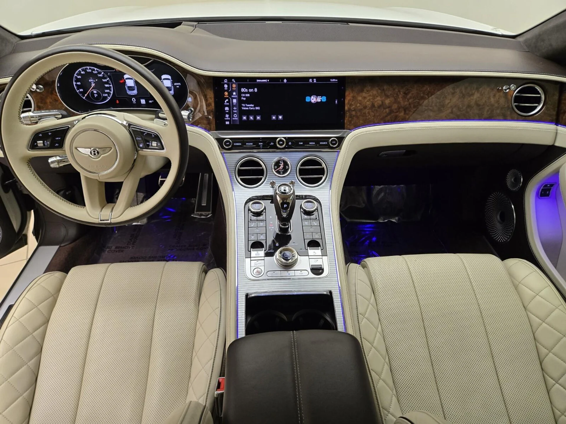 mph022_2440396497_Used_2022_Bentley_Continental_GT_V8_1763539406_8f04a928f4