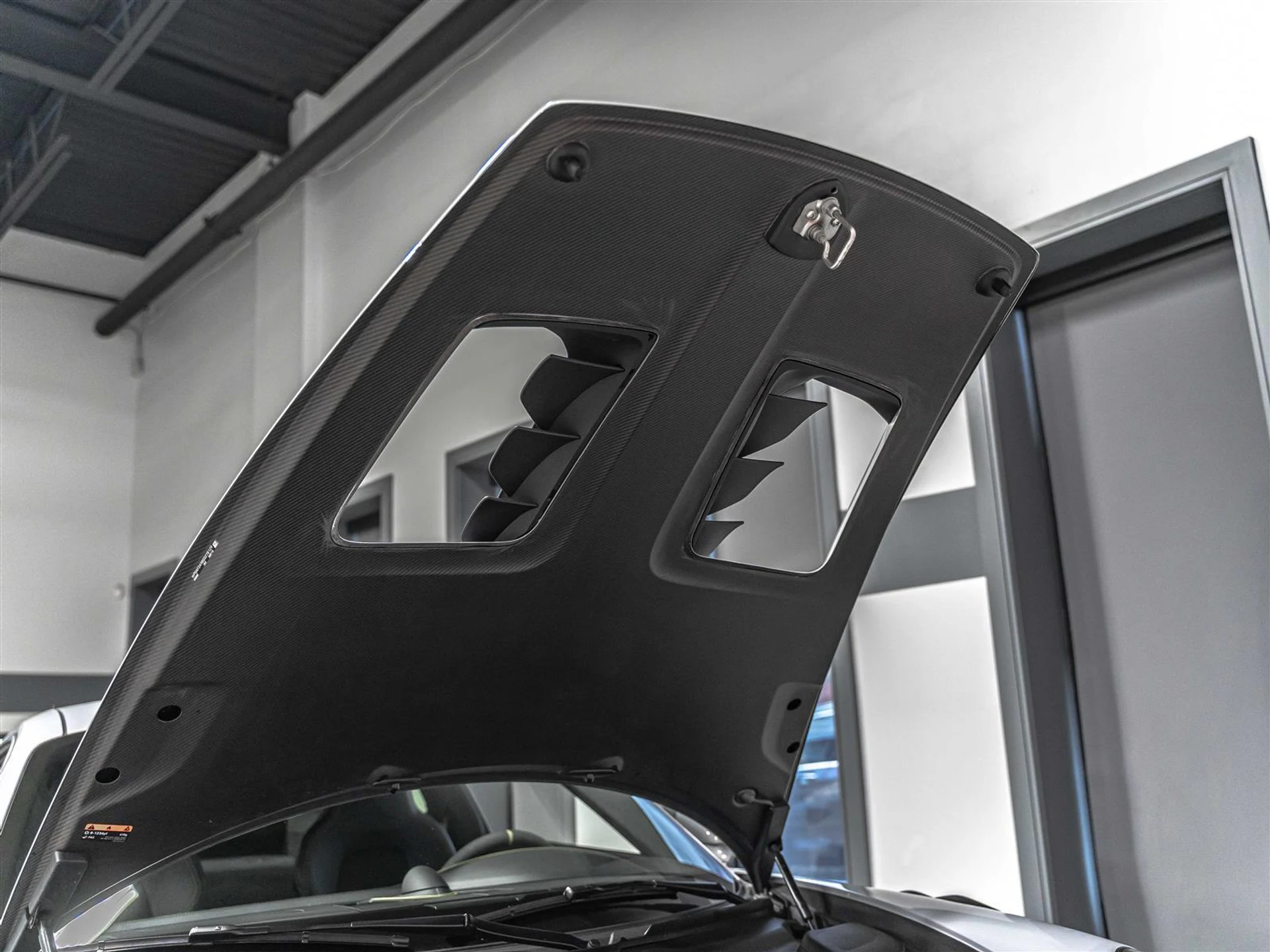 mph022_2445139885_94666b97_c838_4179_ac23_719425433b33_2102e32458