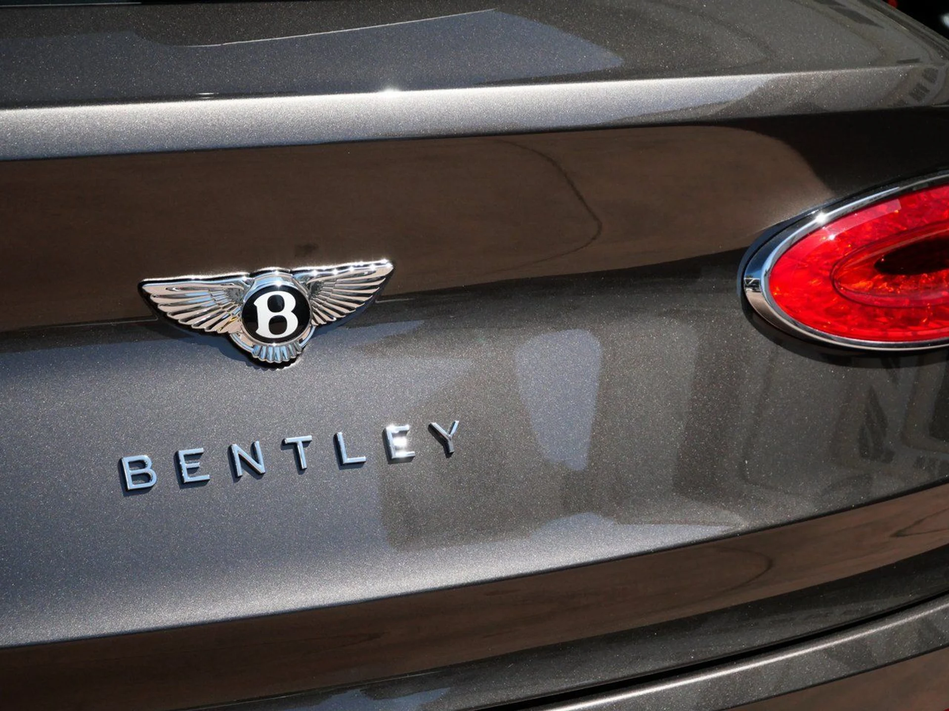 mph022_2445960002_903821e624c5cf5a45fec7efaf66965bx_f8e8b7dd9b