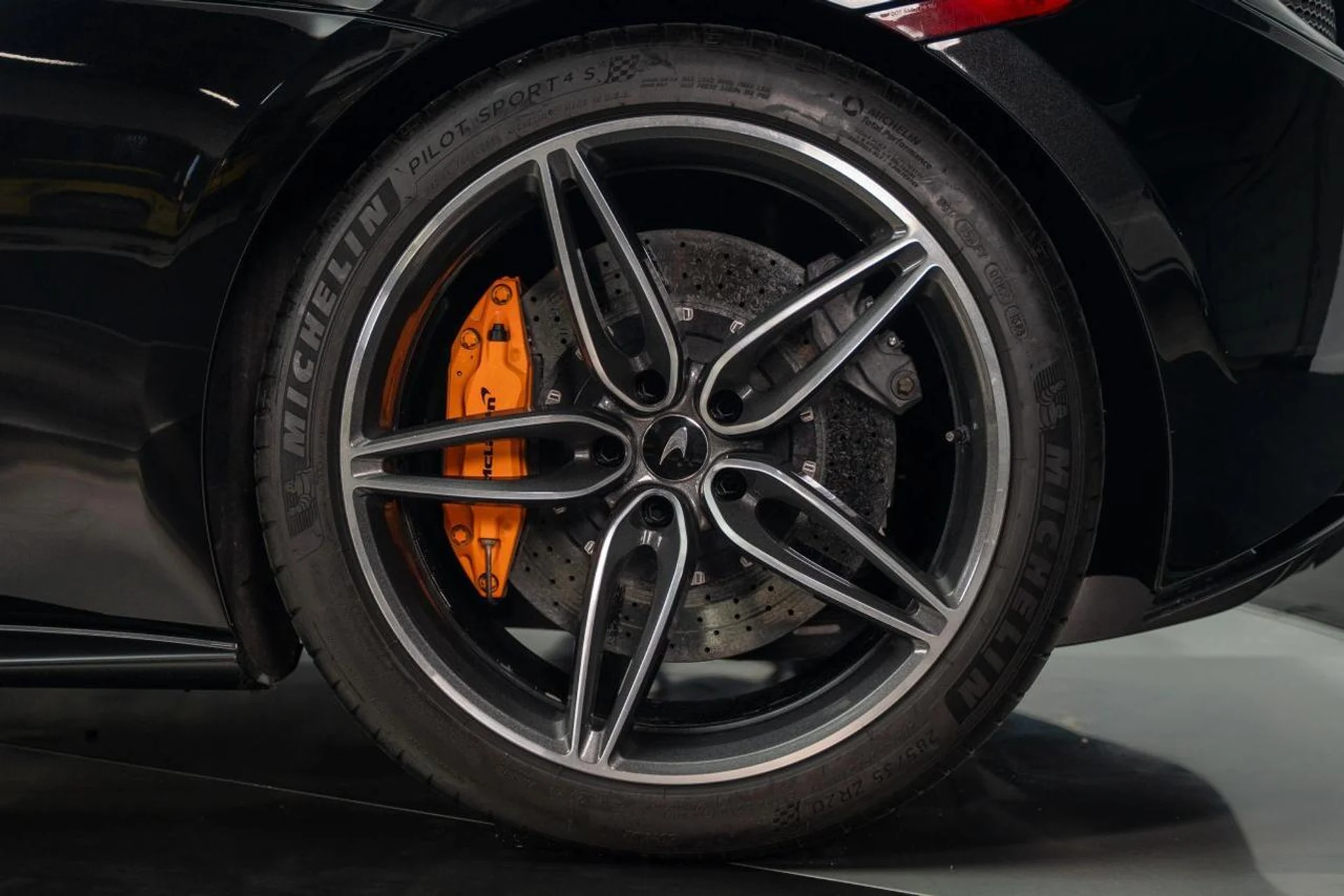 mph022_2450070672_8f52f1fc6266b8cb02c197c4480bc64b_8ff6340f07