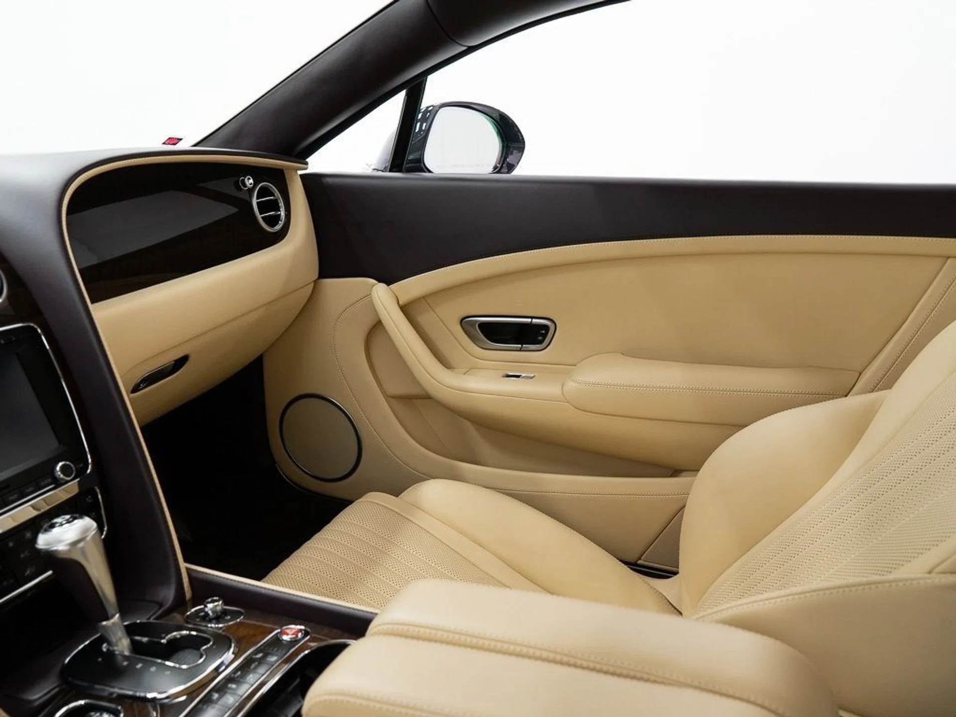 mph022_2450506620_9cf5220a343643af82bd7407f1bea5b2_9e5b4176ed