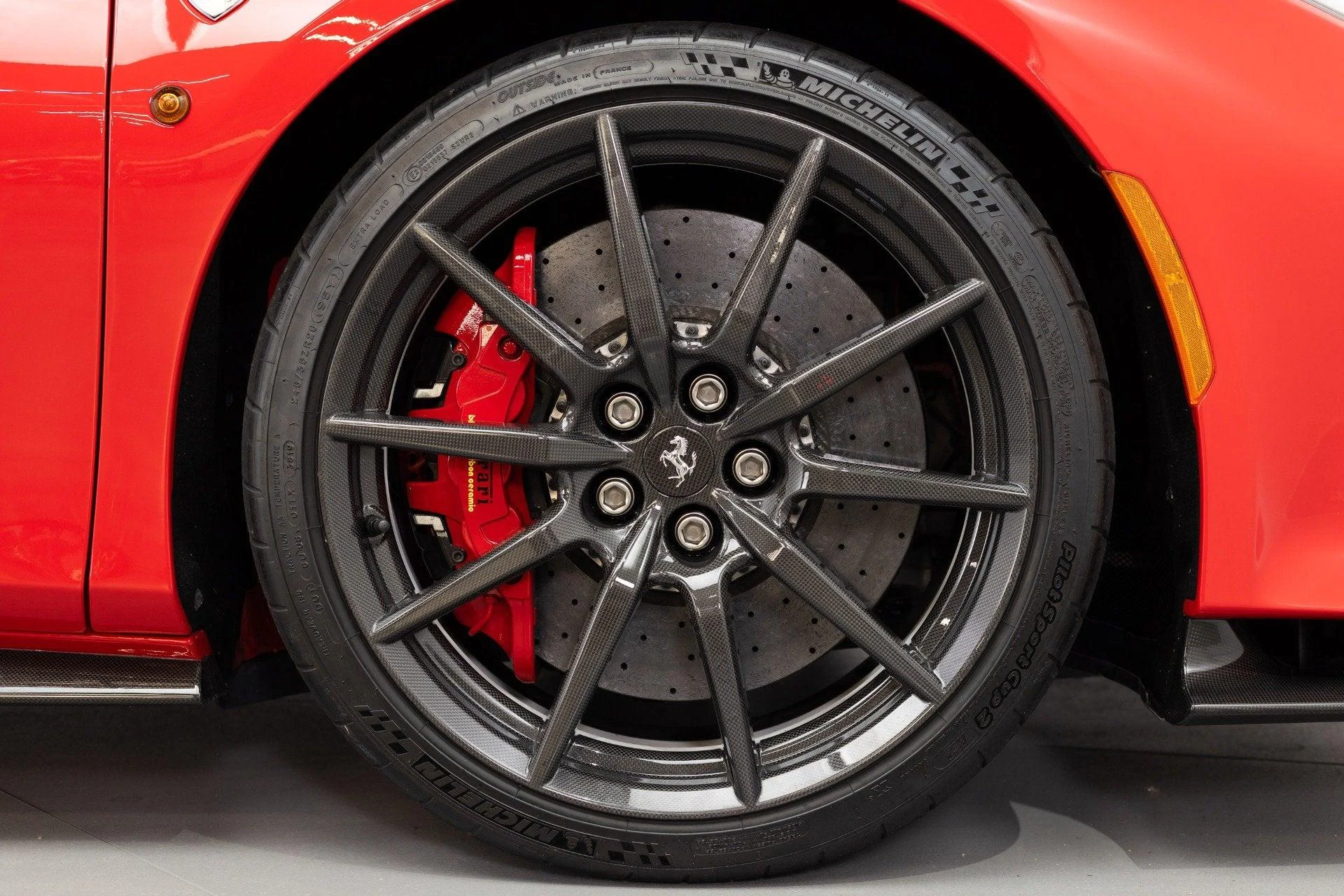mph022_245759398_Used_2020_Ferrari_488_Pista_Spider_1782826878_808f764be4