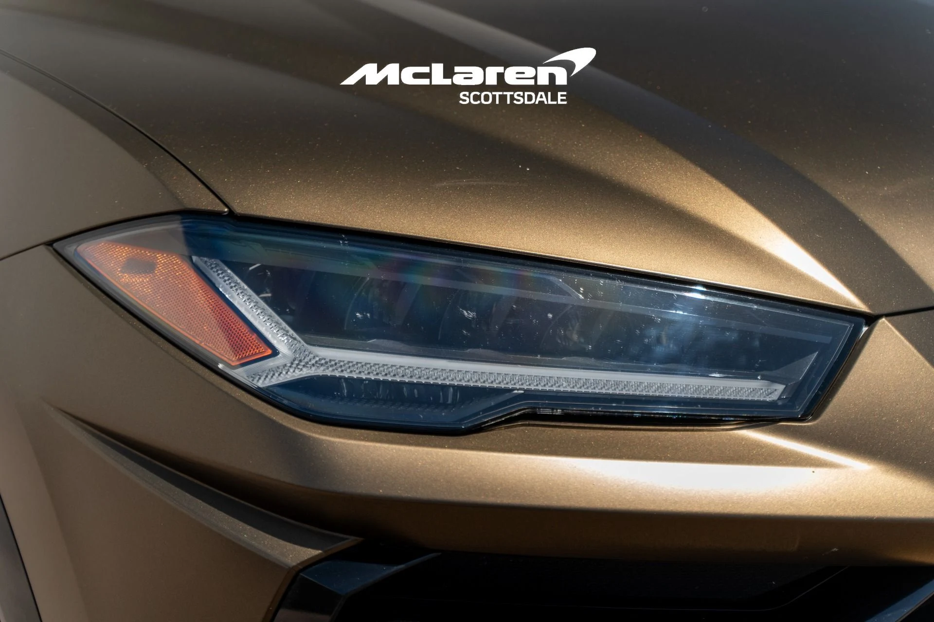 mph022_2460770318_Used_2021_LAMBORGHINI_URUS_1777648780_797b9932d2