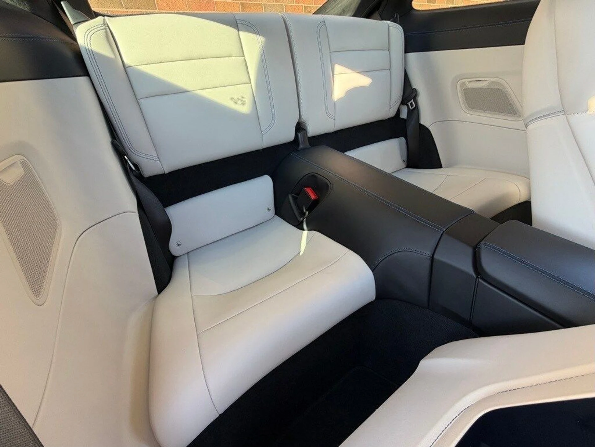 mph022_2462359381_3913fb05f7cb02a5ed8ab3a8abf80623x_0b535efd15