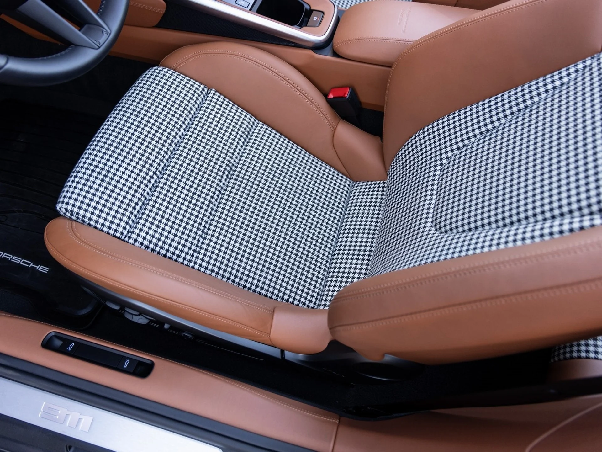 mph022_2463365772_23_c80e585fa9