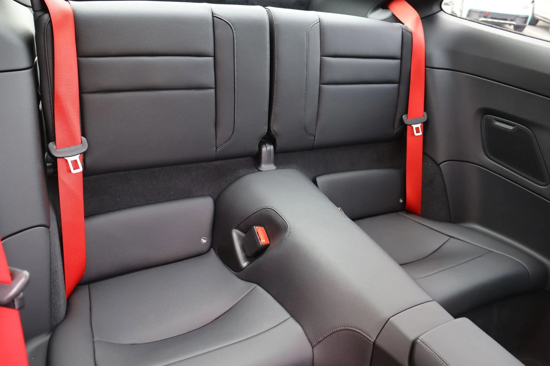 mph022_2465037452_5f74bdcdef264333c509711ddd0756a5_ea7a39b180