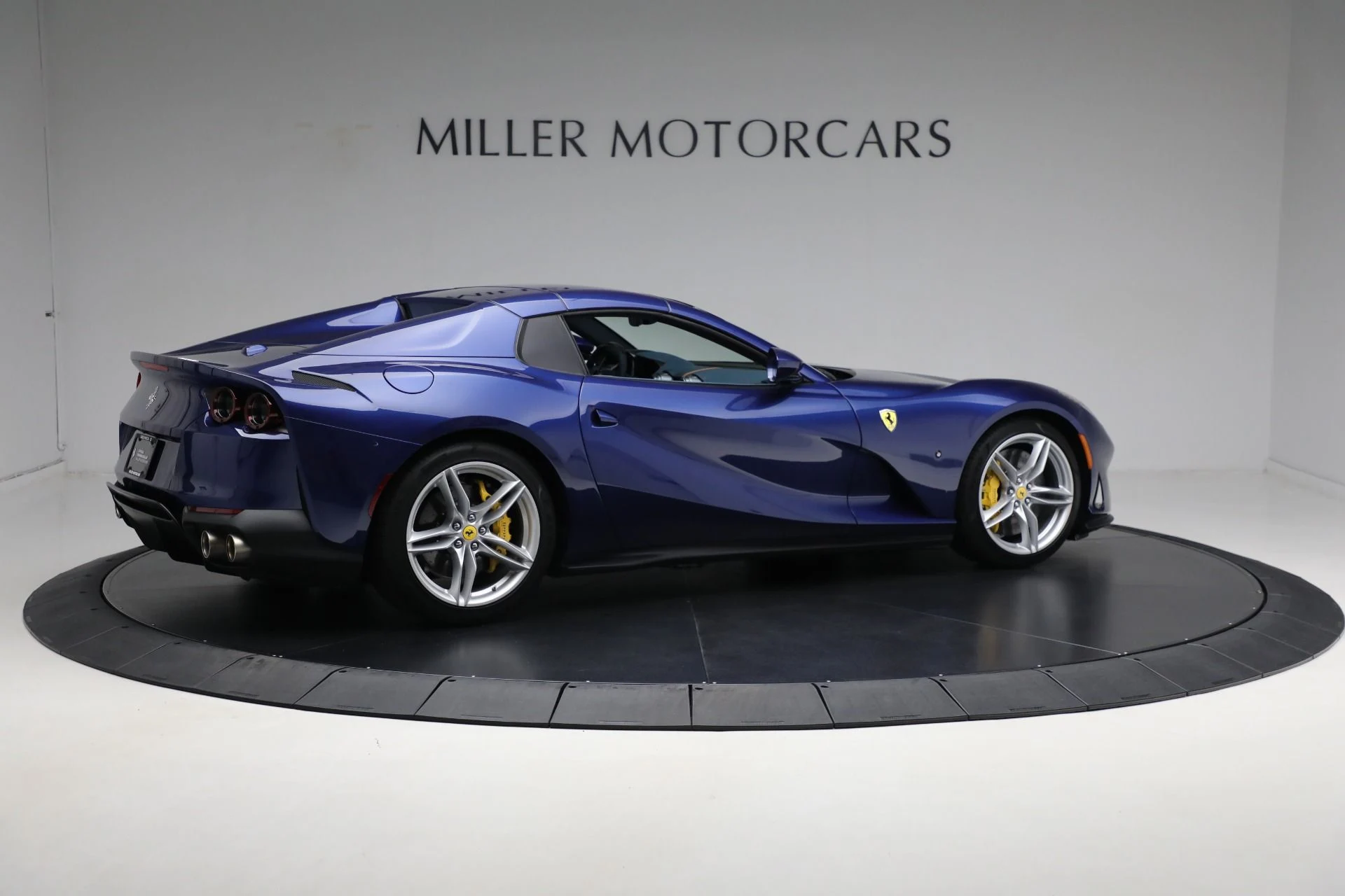 mph022_2479126363_Used_2023_Ferrari_812_GTS_ecfeac6678