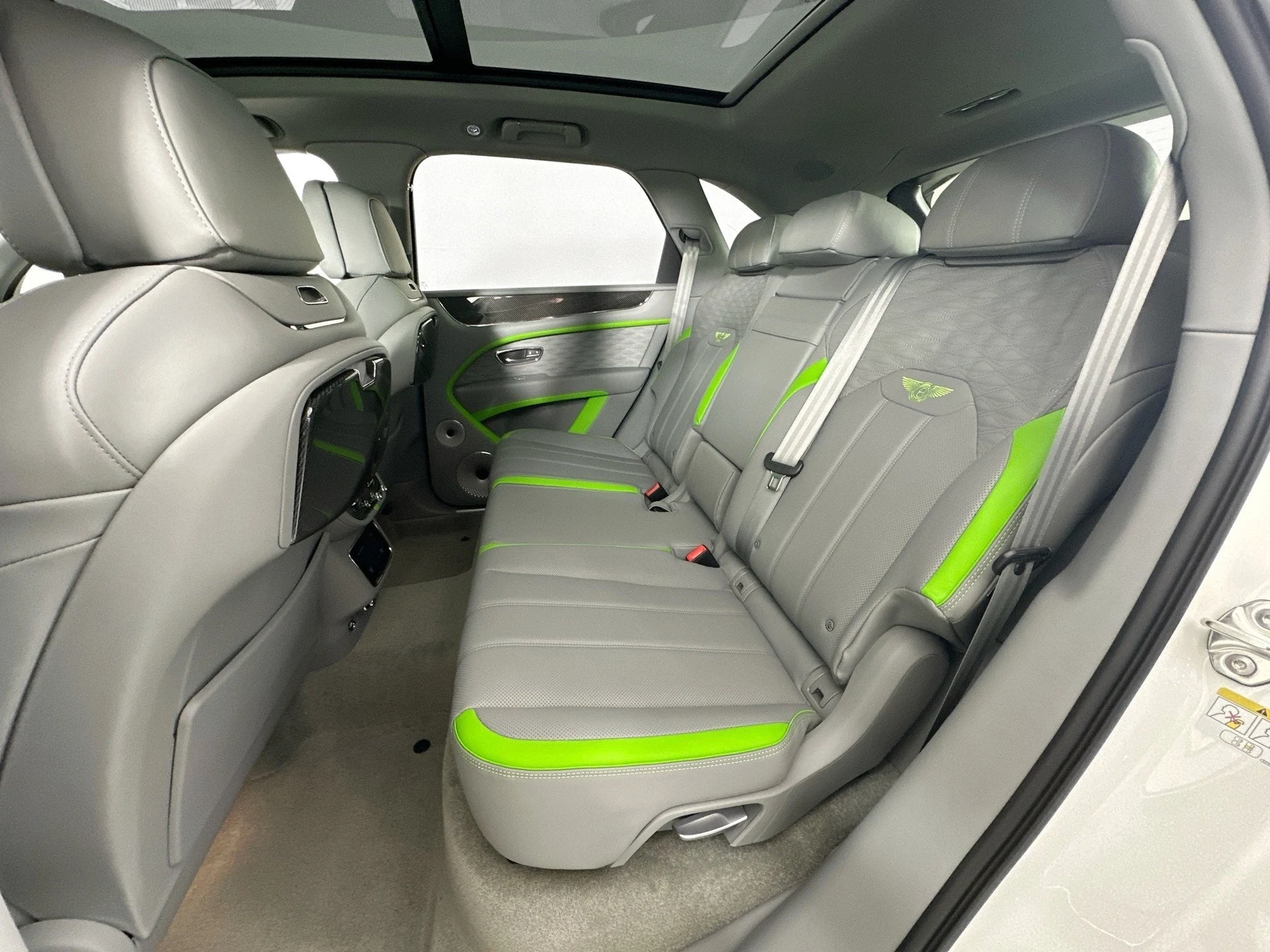 mph022_2479666763_23_1d9b2d061e