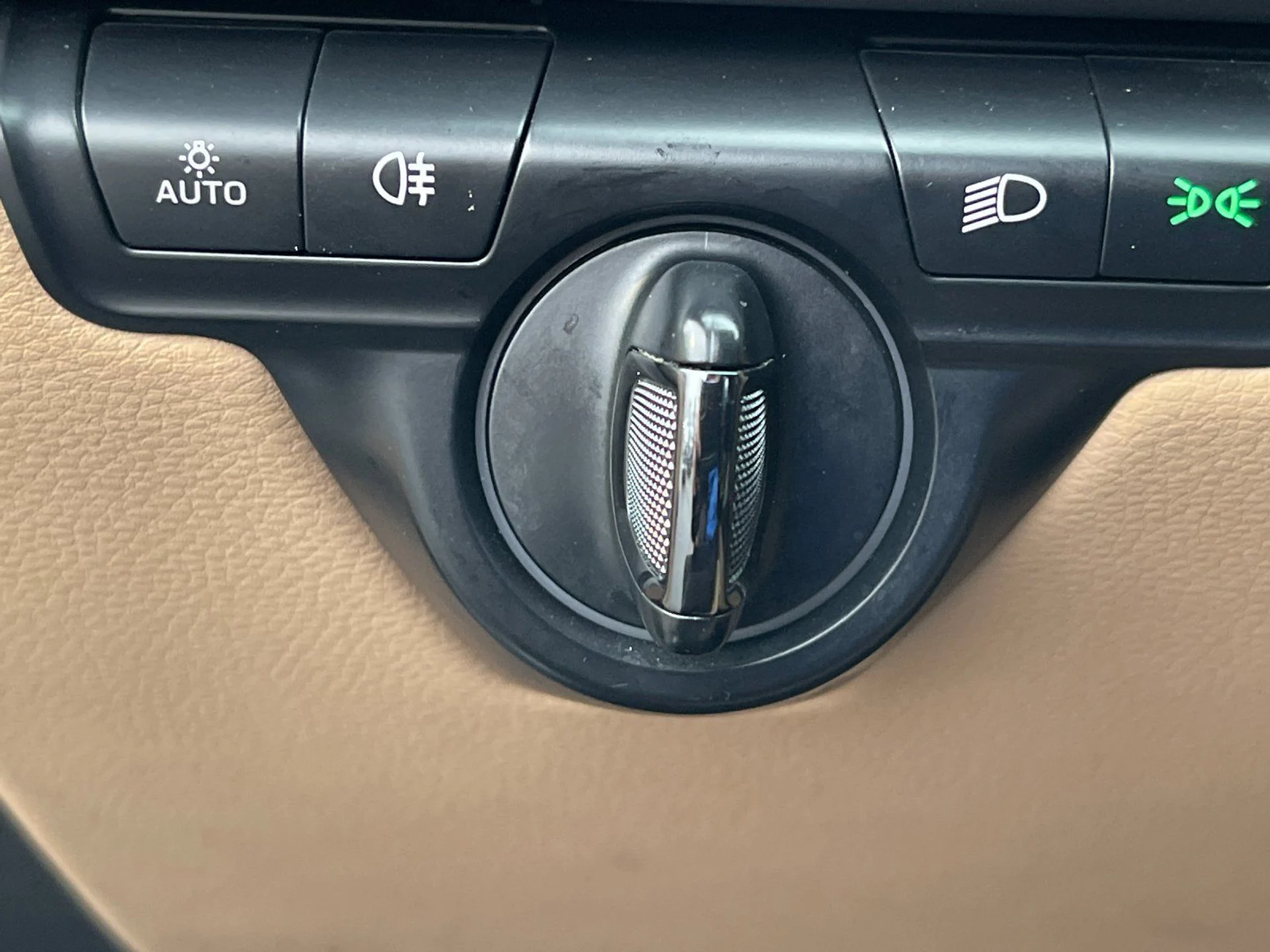 mph022_2483289742_55d87fd47dfbd7eea229af23ed0bd04c_e4c3fd6143