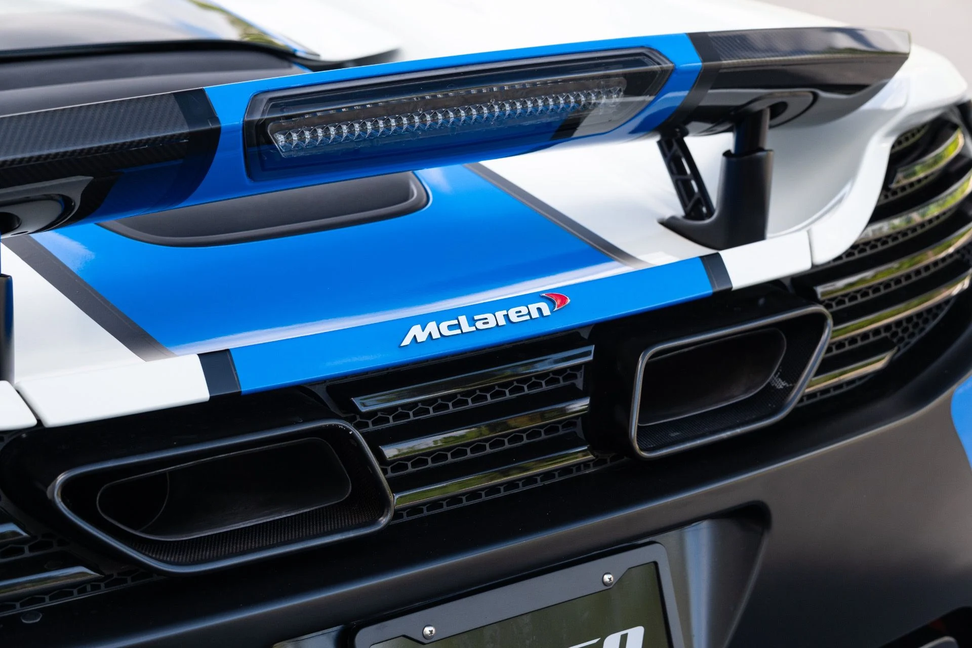 mph022_2496060608_Used_2013_Mc_Laren_MP_4_12_C_Spider_1779391397_ae98e9ba6b