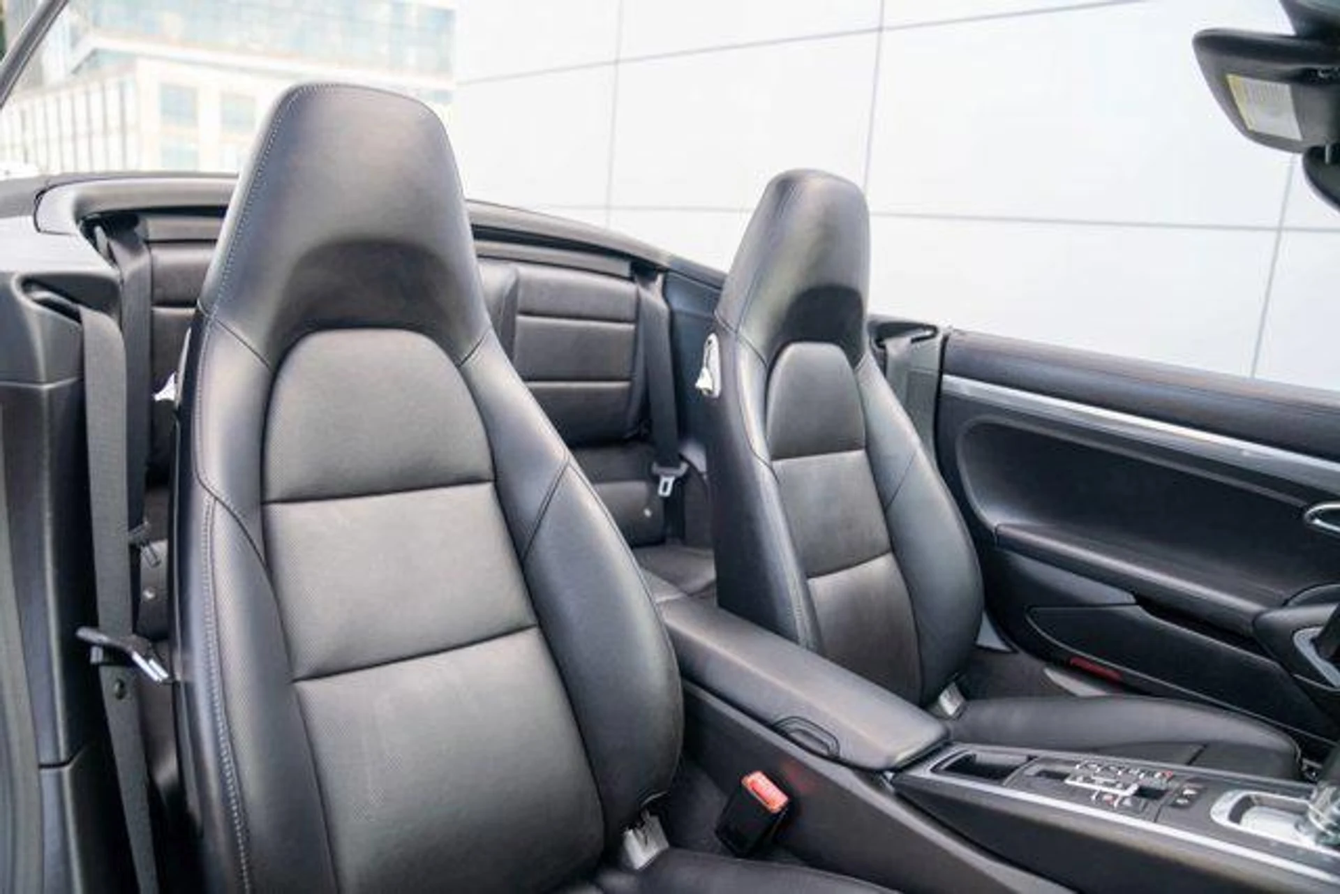 mph022_249617489_cp_Uc_R_Yj5x3zzd521_NTQ_Zlw_AK_Jl4_e7cf9b65b5