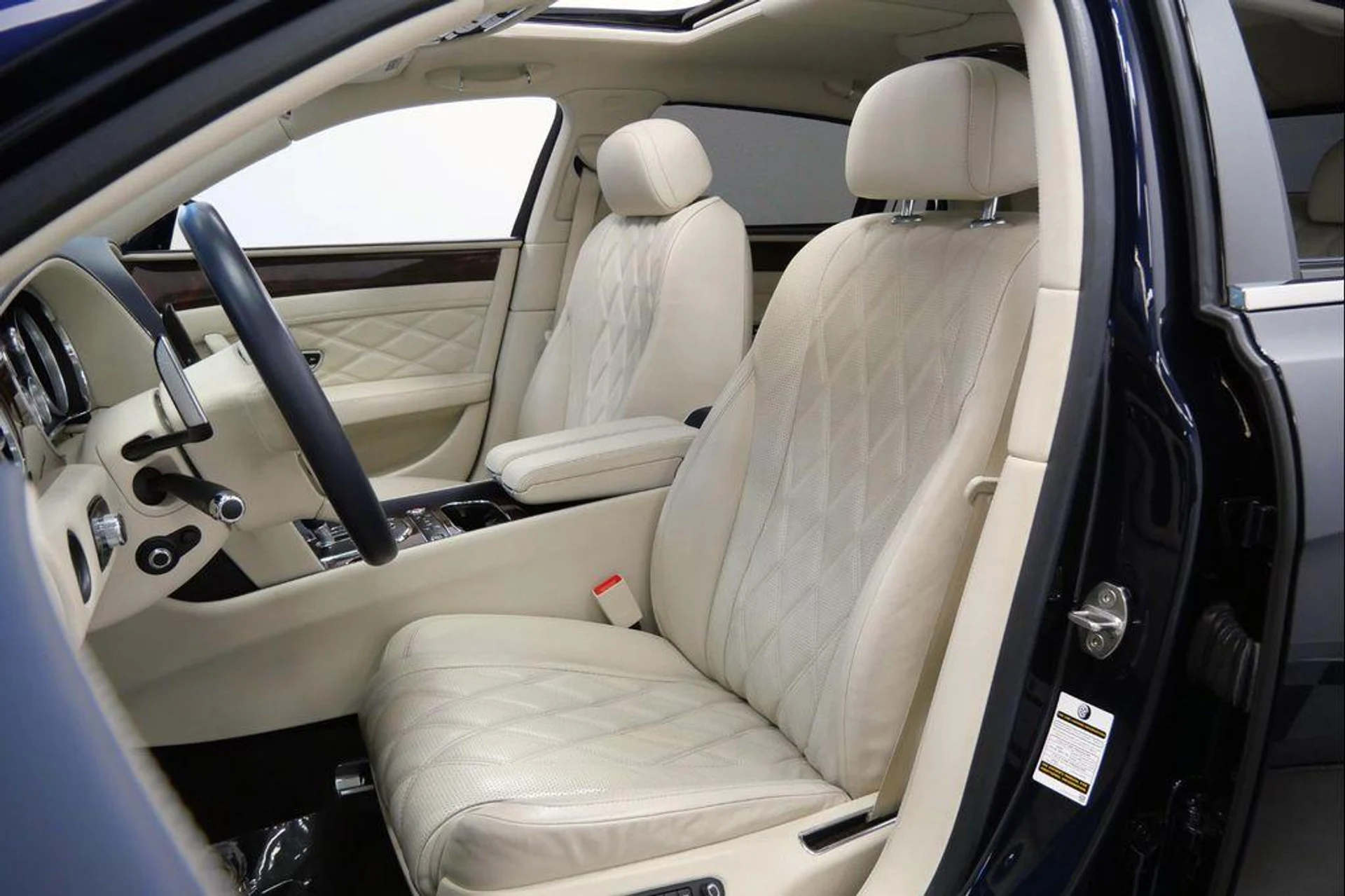 mph022_2496967147_kc_Gf0f_O_xm_Rrbe9j_Bp7zi35_Wze_U_e250283720