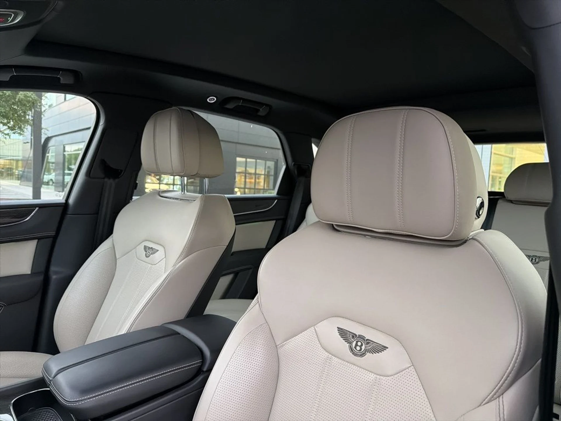 mph022_2500619684_ff76e3cef461f72dcde027af417c99ac_ffc493ecc3