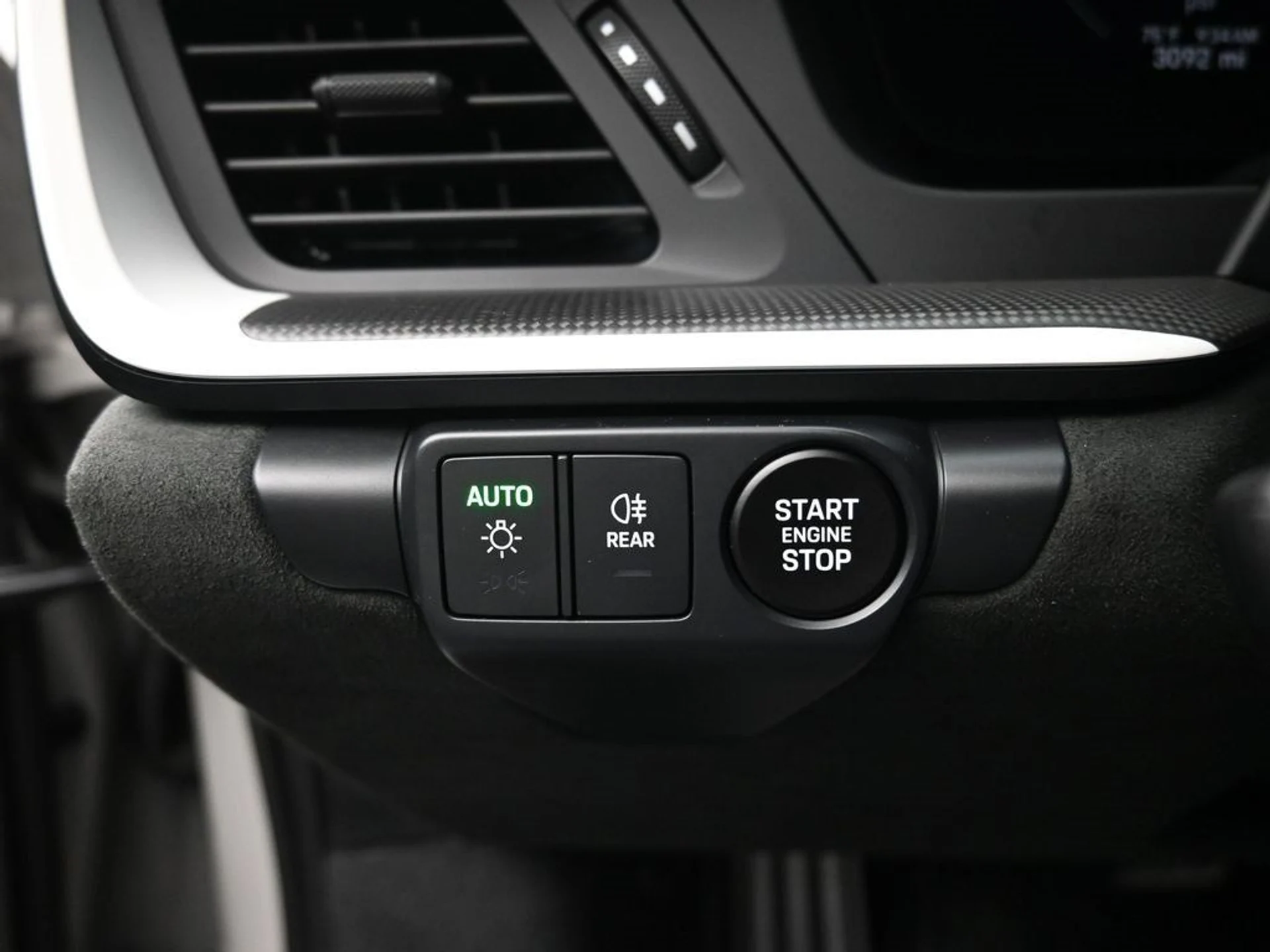 mph022_2502865185_feb2490512b3e332f8bb8da00887843b_f434533957