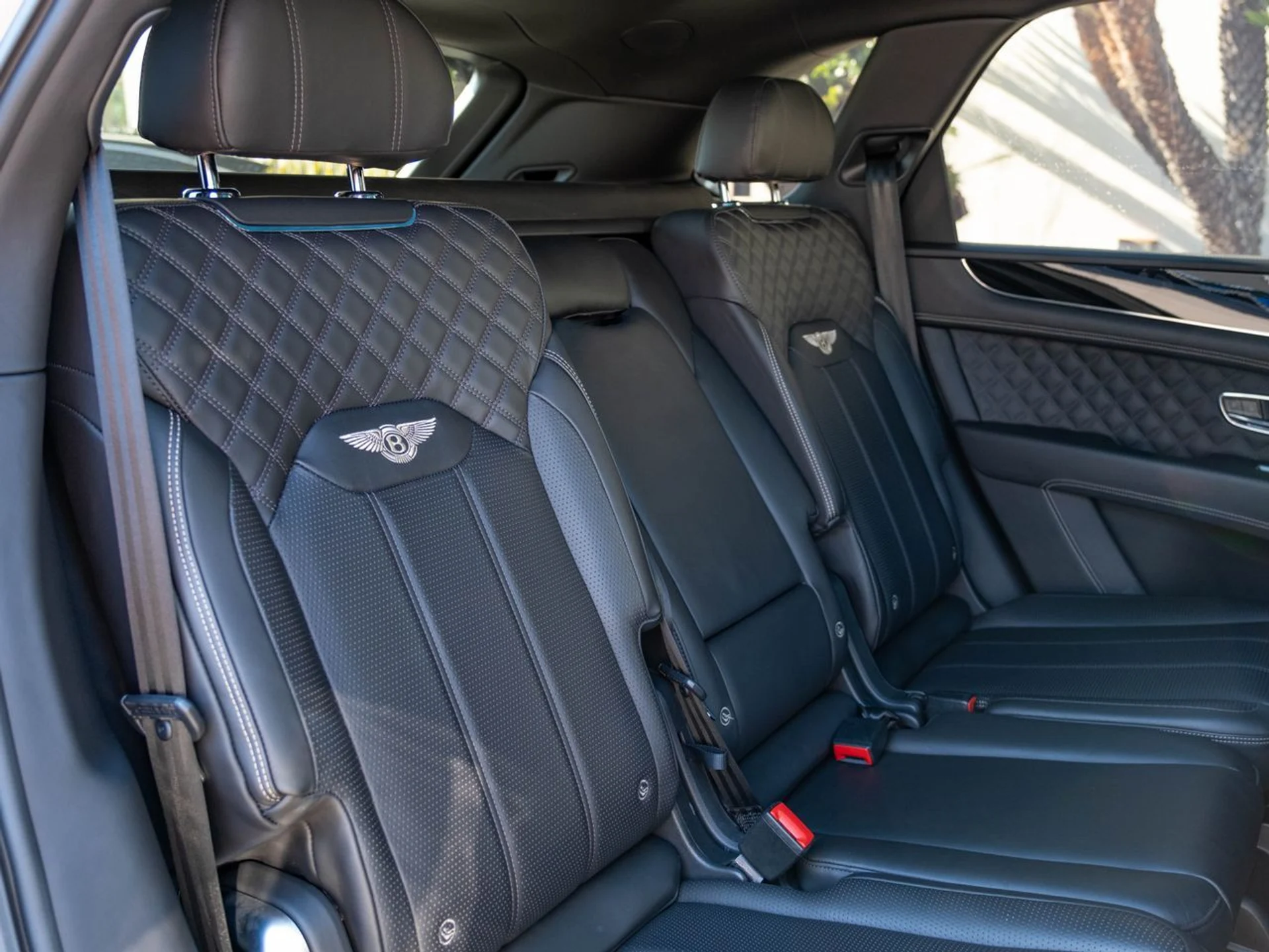 mph022_2503012378_aa6812eb4bd05ee60bf06920a22efa69x_a9c24dea23