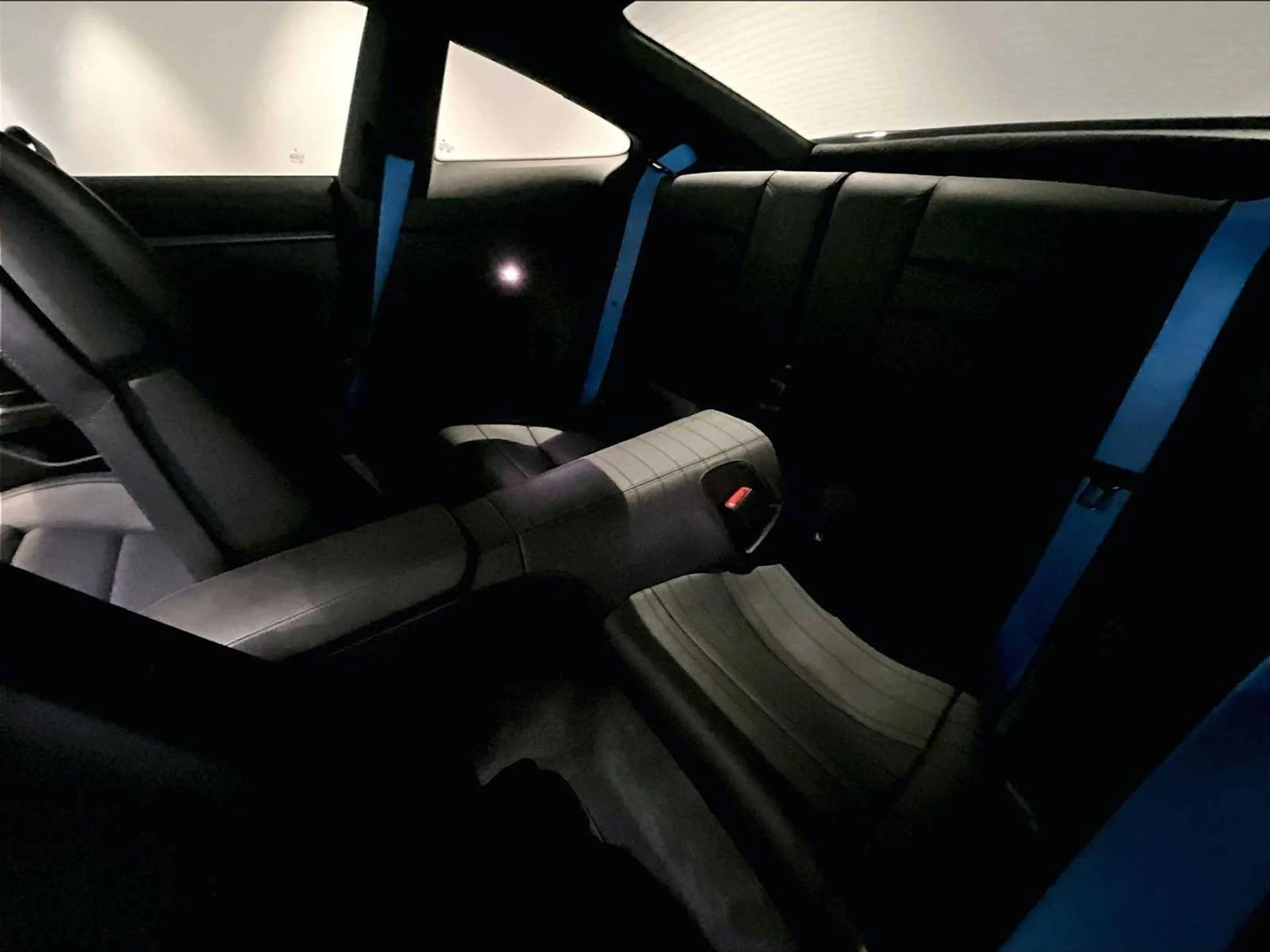 mph022_2506517291_7d087eef7197d082936fd804899d62f1x_051b637d60