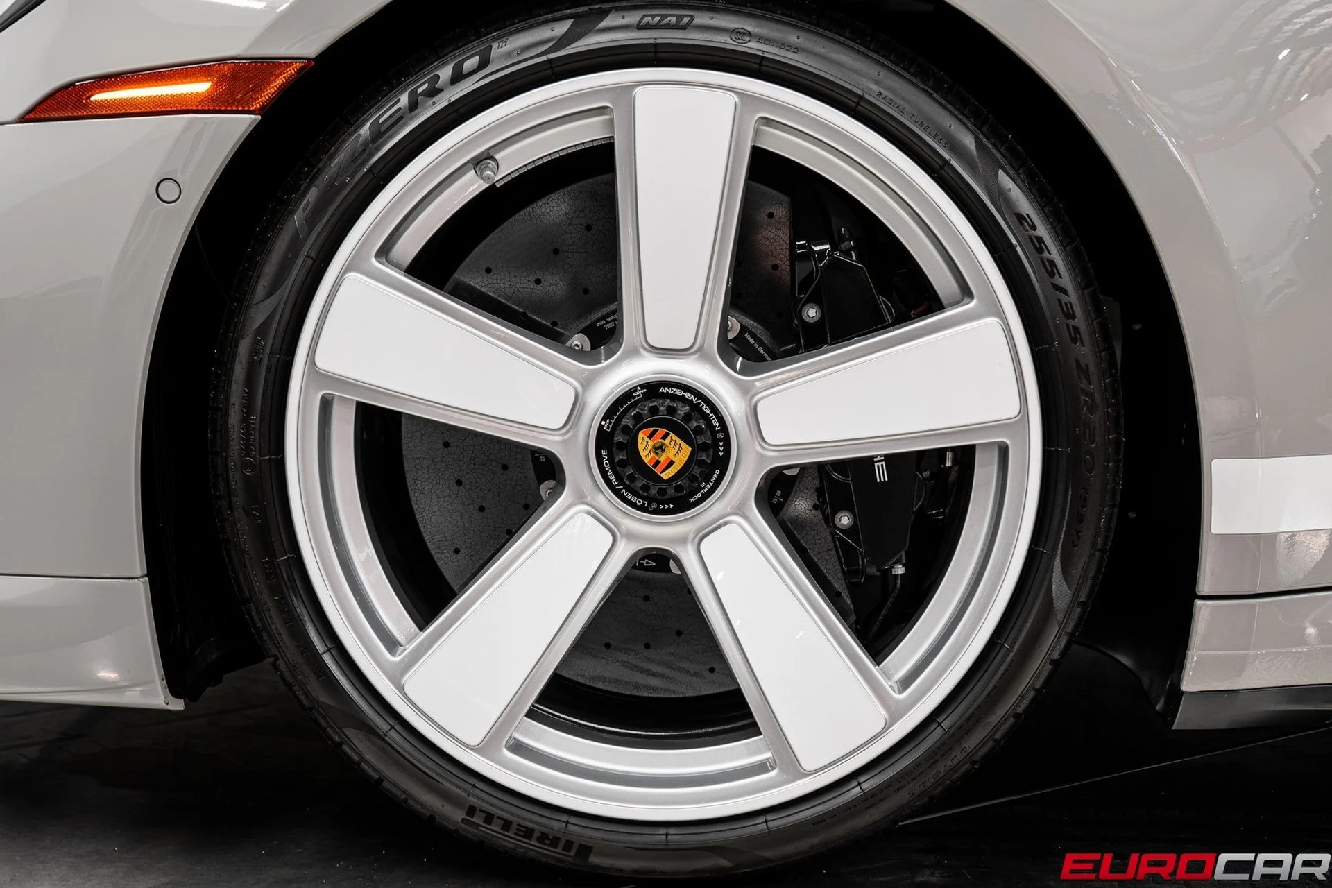 mph022_2509236621_image_23_32a5f63823