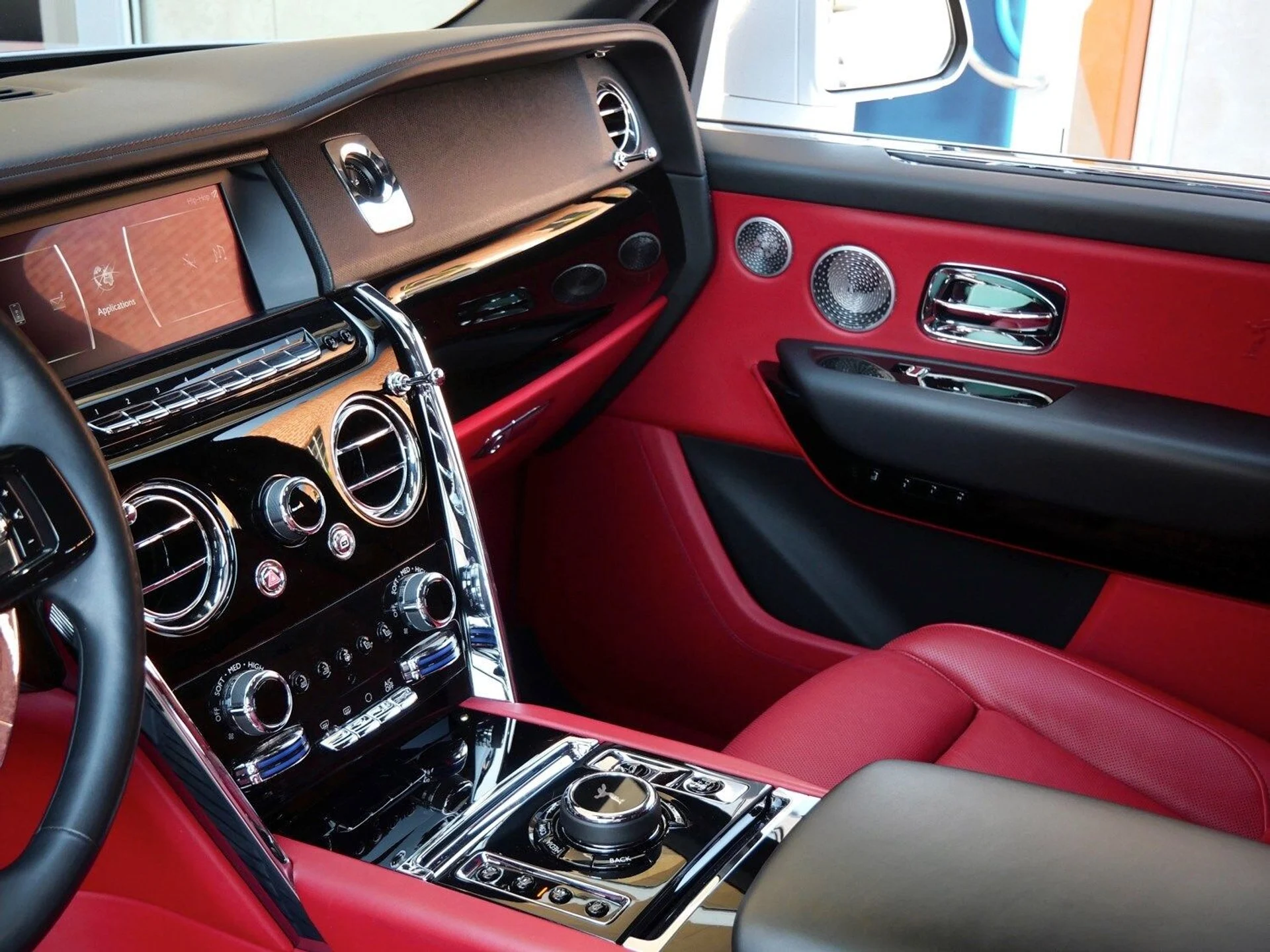 mph022_2513140535_126a65b9ea830d75cf91d1afac5eb797x_e56ec2ed6a