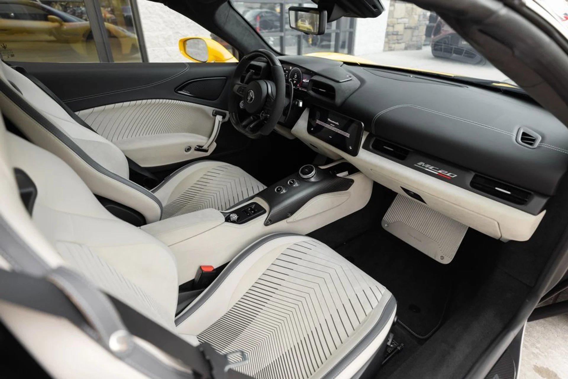 mph022_2513268717_58dd305a8bc1a5f51f5a6a1fd255a790x_558a2ef756