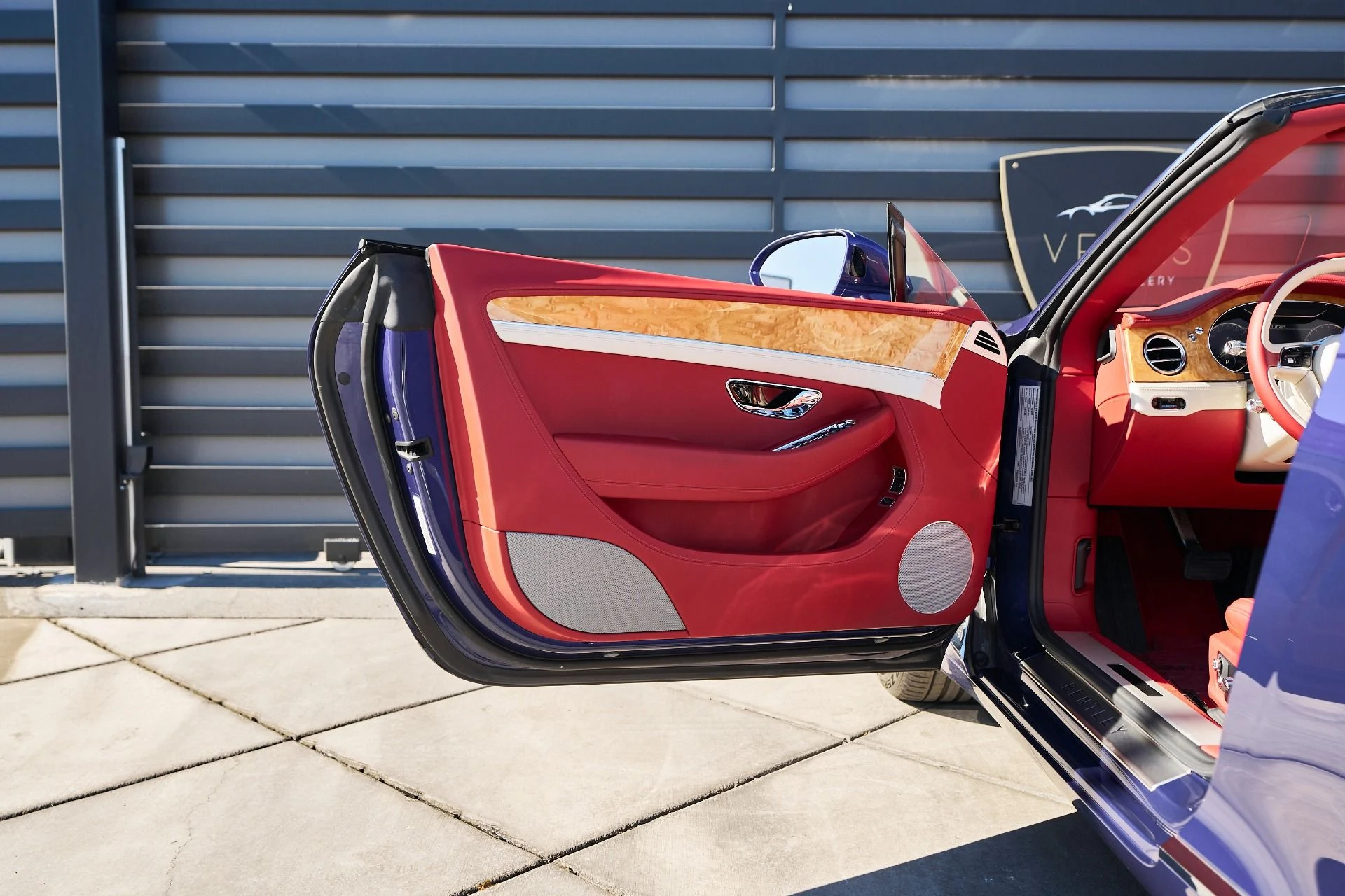 mph022_2517661500_Used_2020_Bentley_Continental_GT_1762568630_1c8dc9aafa