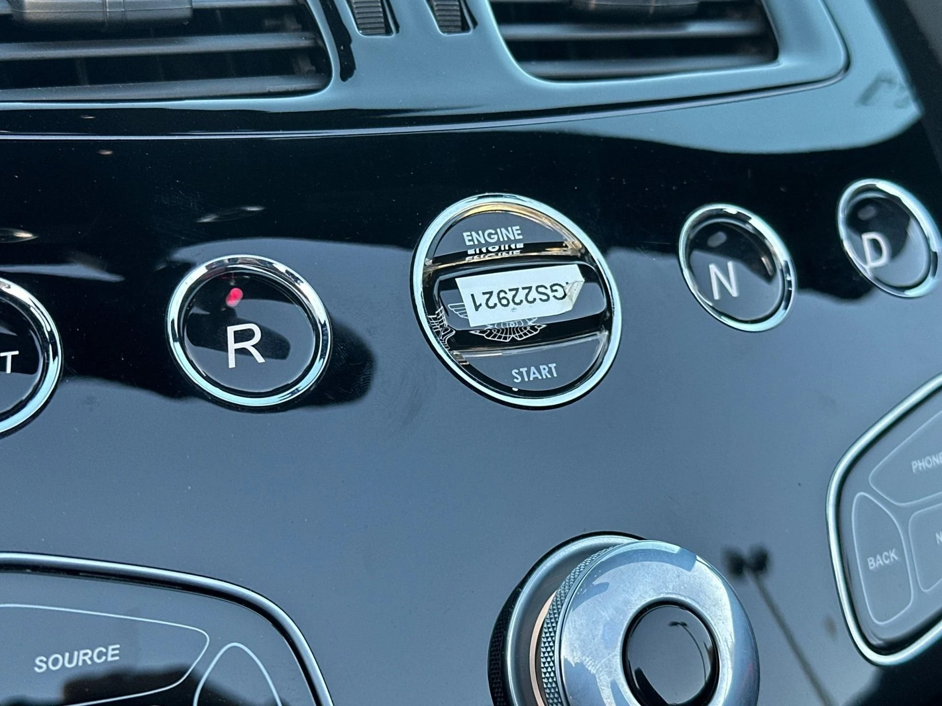 mph022_2520003442_Used_2017_Aston_Martin_V12_Vantage_S_1763219351_d83fdf958d