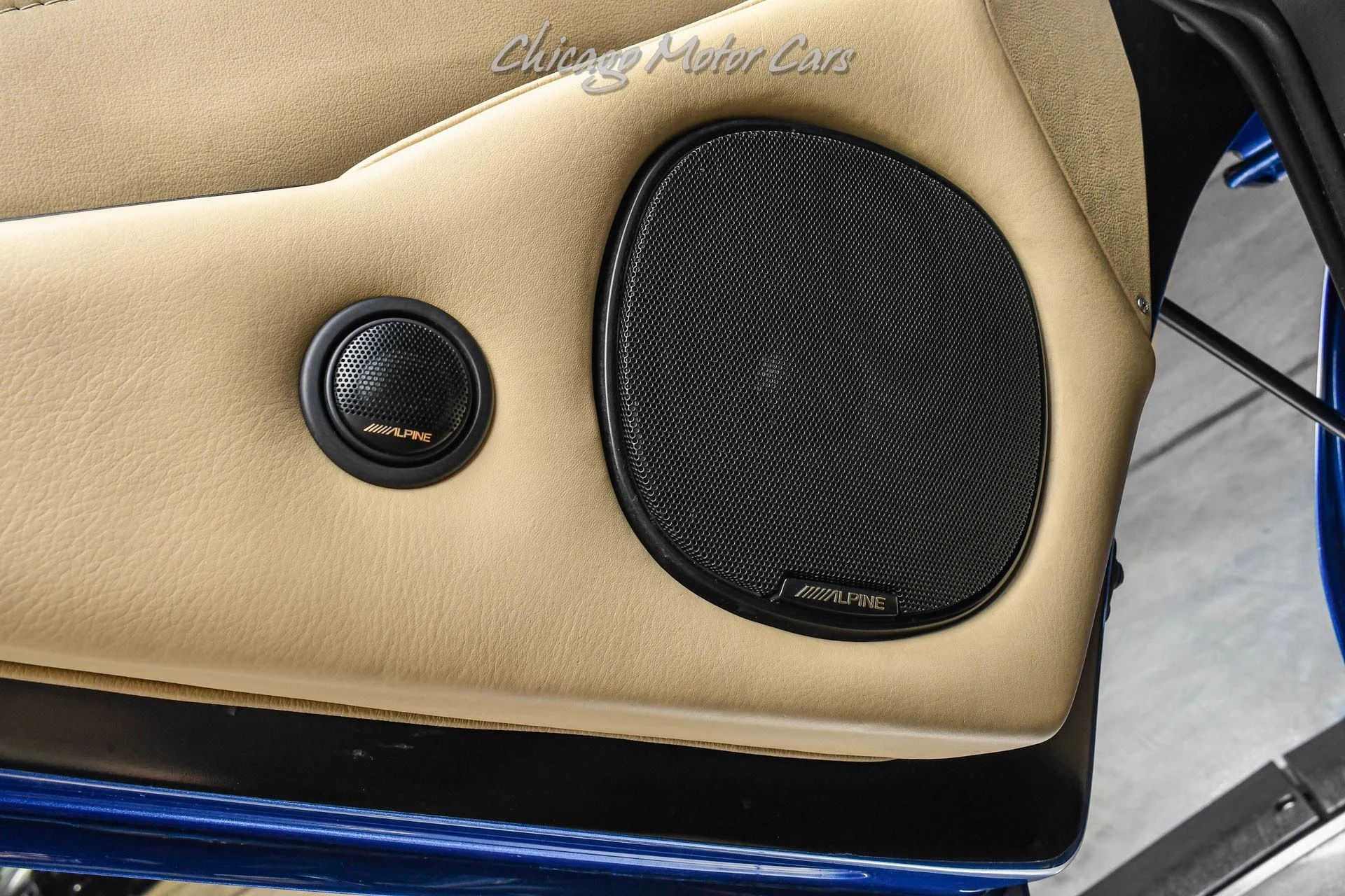 mph022_2520748857_13208_p23_l_d6dca312c2