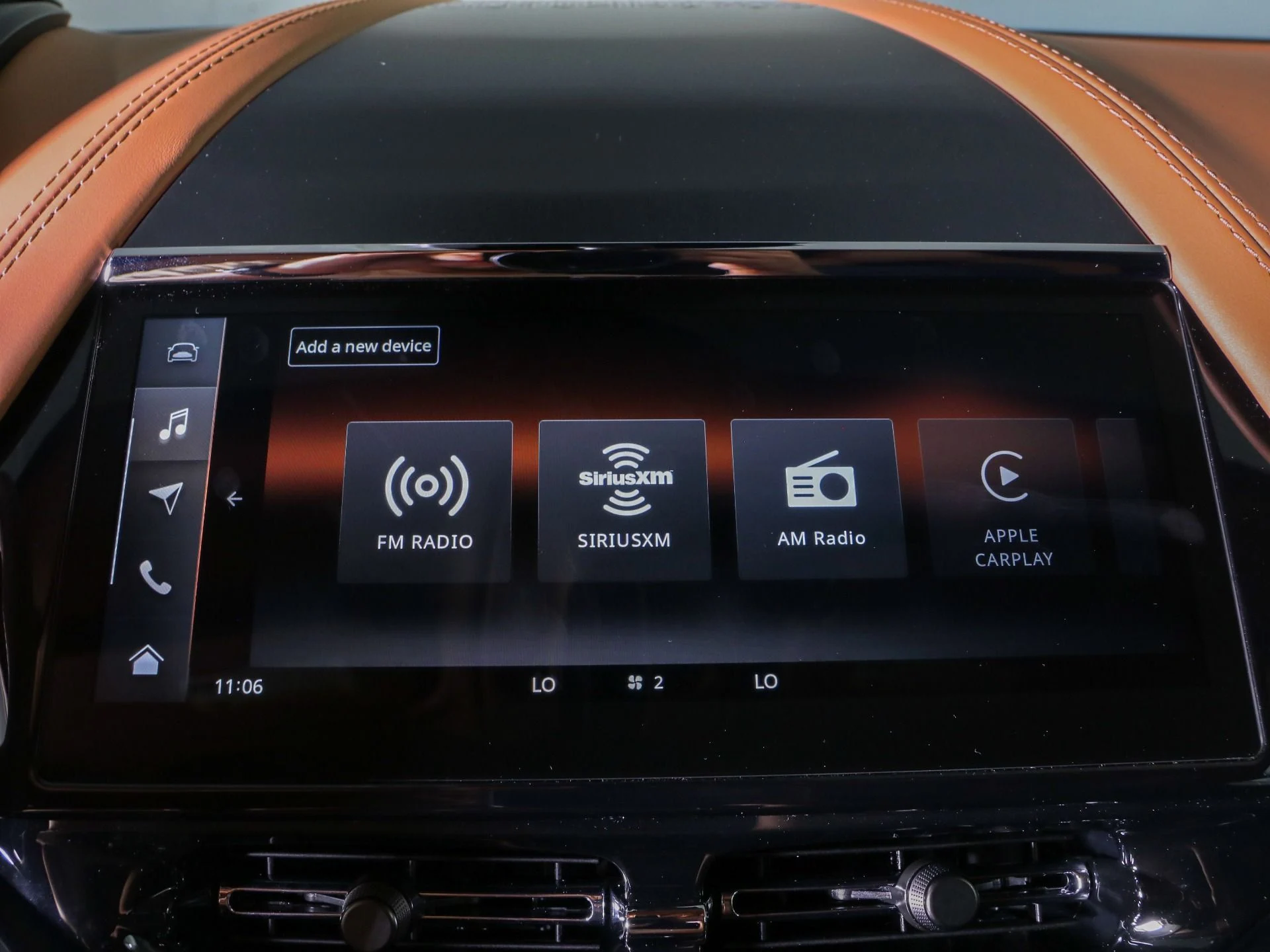 mph022_2532674652_New_2025_Aston_Martin_DBX_707_1758482676_11e16848a0