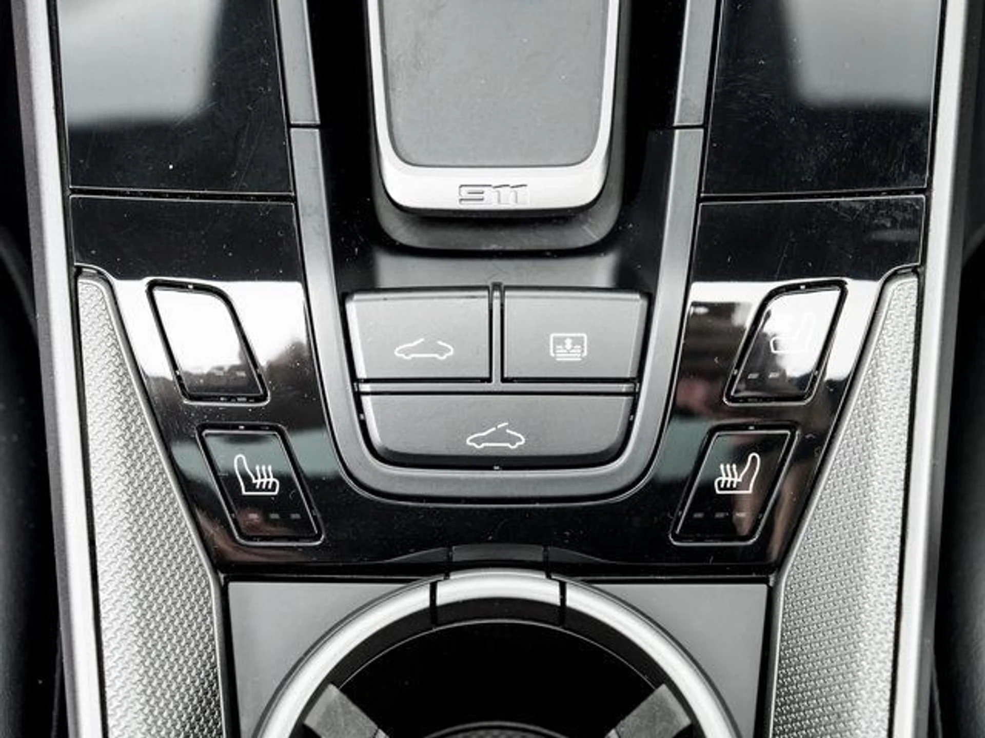 mph022_2548686029_c180759acb962a4a8b264564c265f25d_11a581d8be