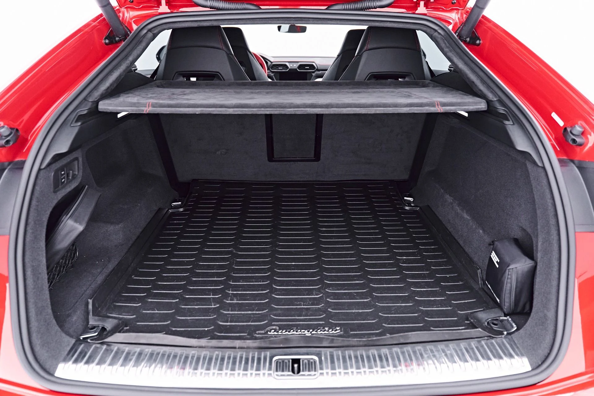 mph022_2549334146_Used_2019_Lamborghini_Urus_Base_1782947947_01f22046a3