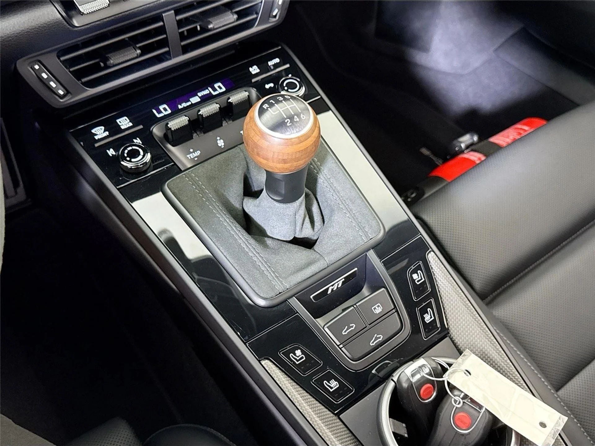 mph022_2552117782_7102c84c5bae3c083c5568afb231a39b_afd9e071cd