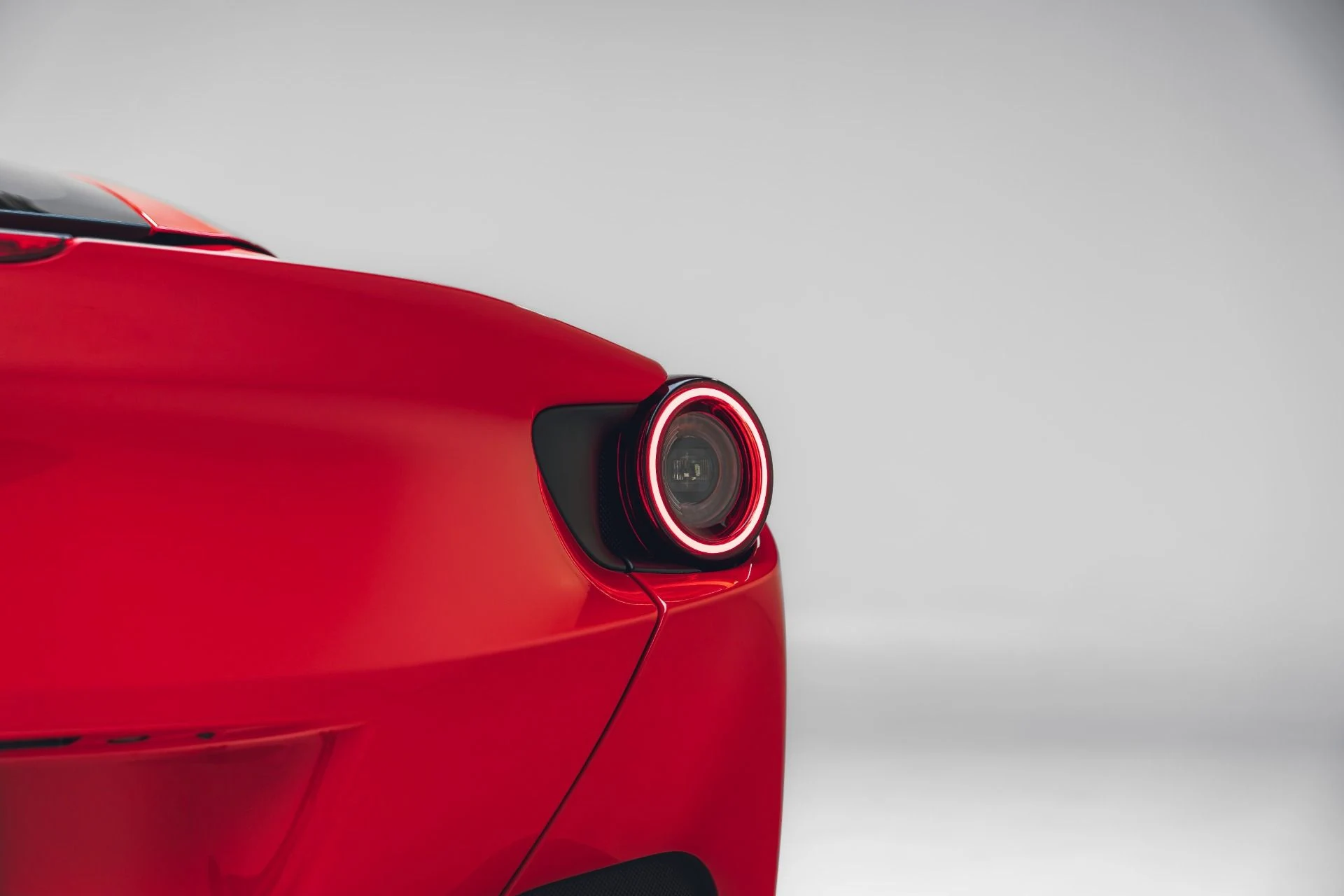 mph022_2552658484_Used_2019_Ferrari_Portofino_1781556049_a82ee3357e