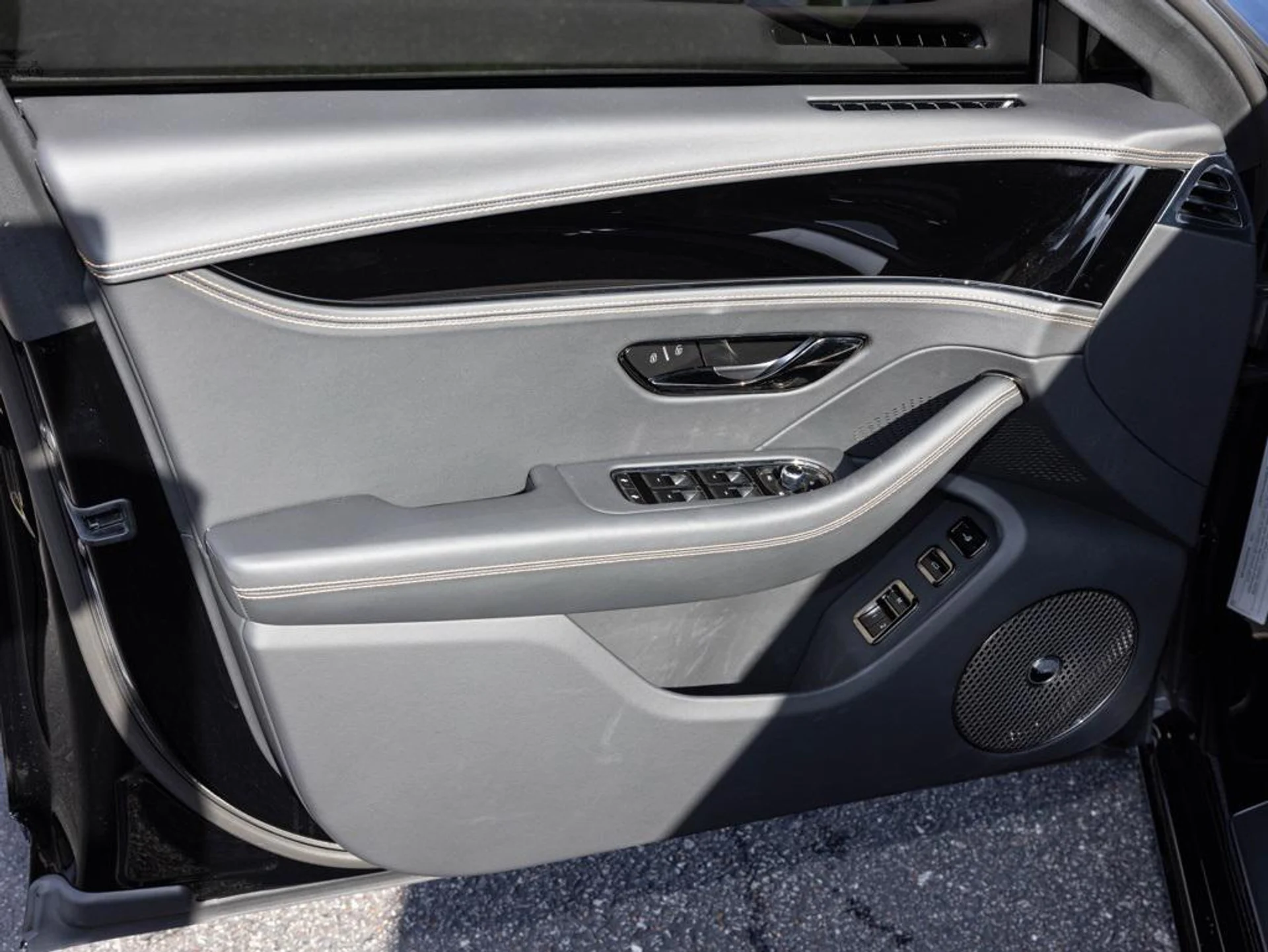 mph022_2557896107_476605579_692b3272d4777c6cf2abe874_a1ab3a1dec