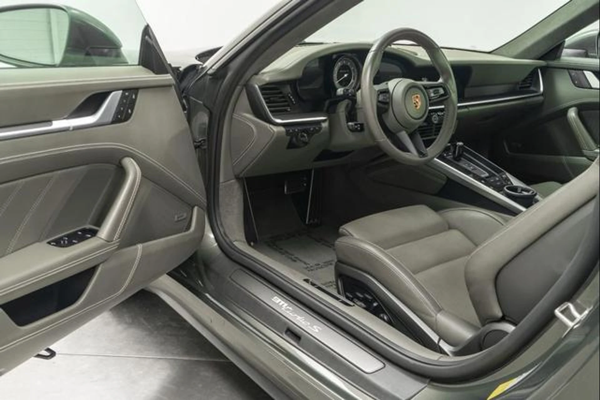 mph022_2558622424_0_HB_0er_UW_Baq1yq_Nf_Gcp_GN_3_Xw_Pwo_99029b3ec3